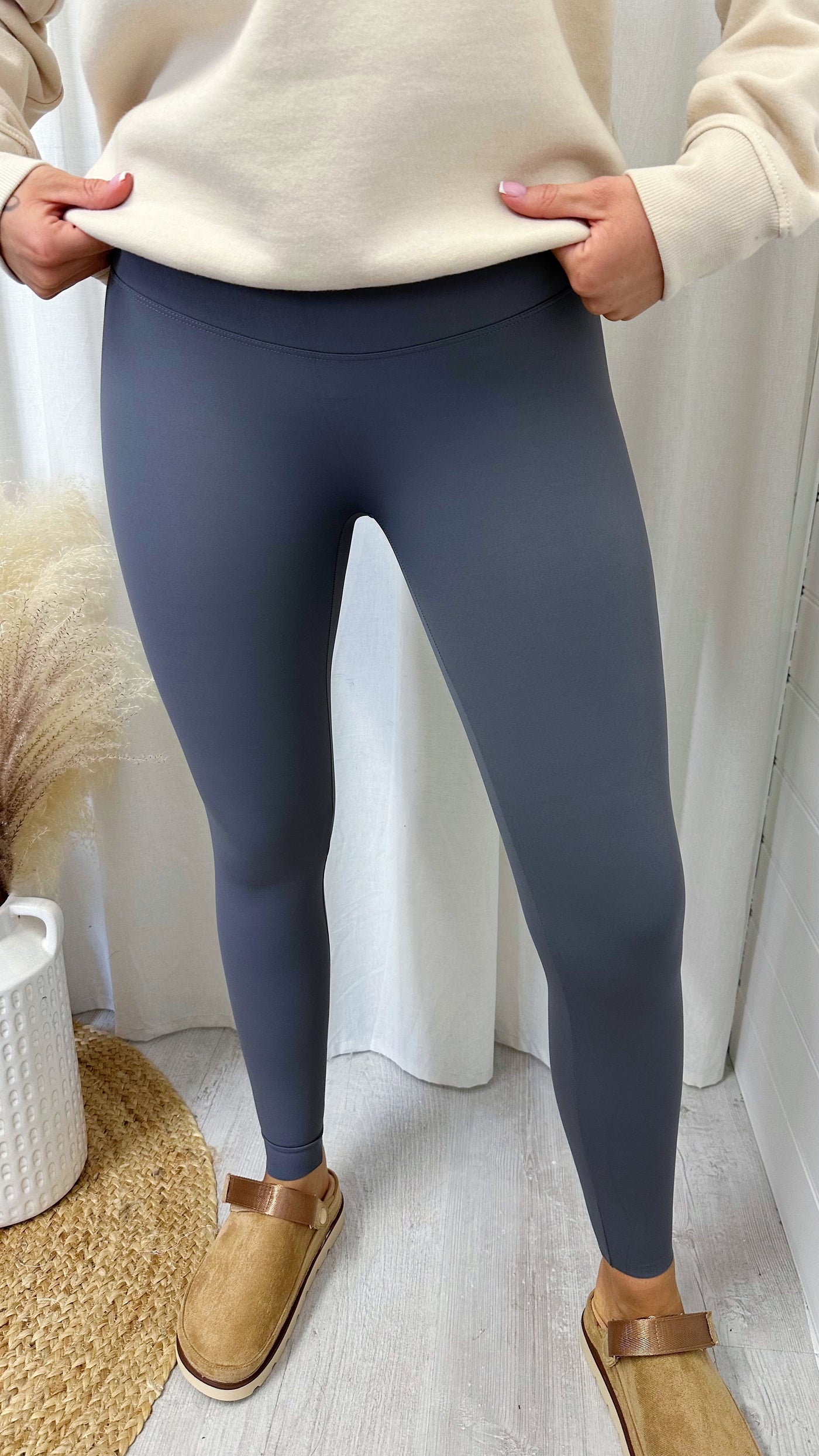 Body Sculpting Active Leggings - GREY