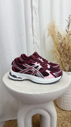 Classic Stripe Runner Trainers - BURGUNDY/PINK