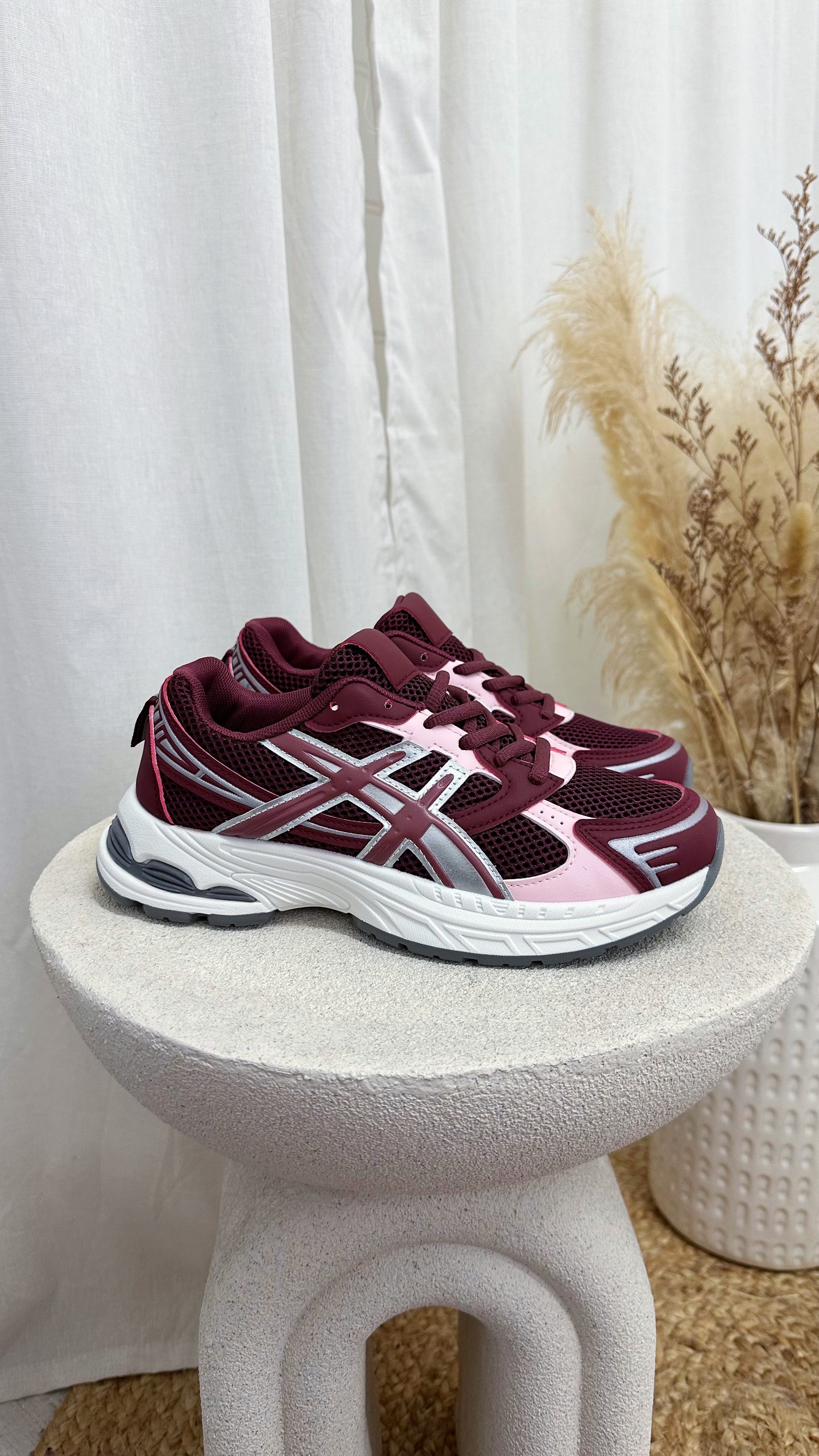 Classic Stripe Runner Trainers - BURGUNDY/PINK