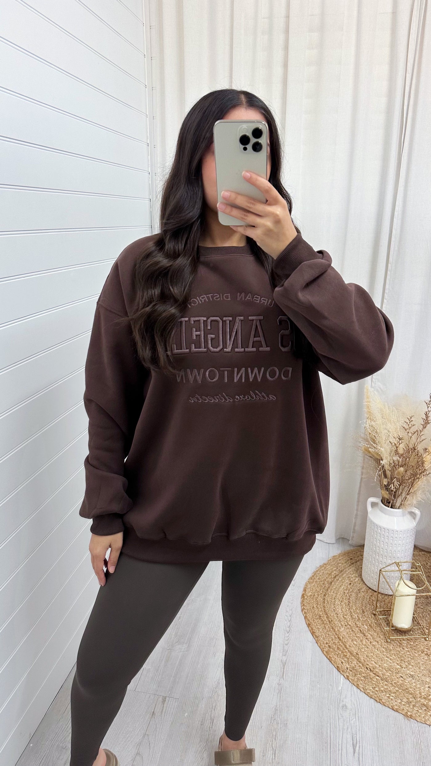 Los Angeles Embroidered Fleece Lined Sweatshirt - BROWN