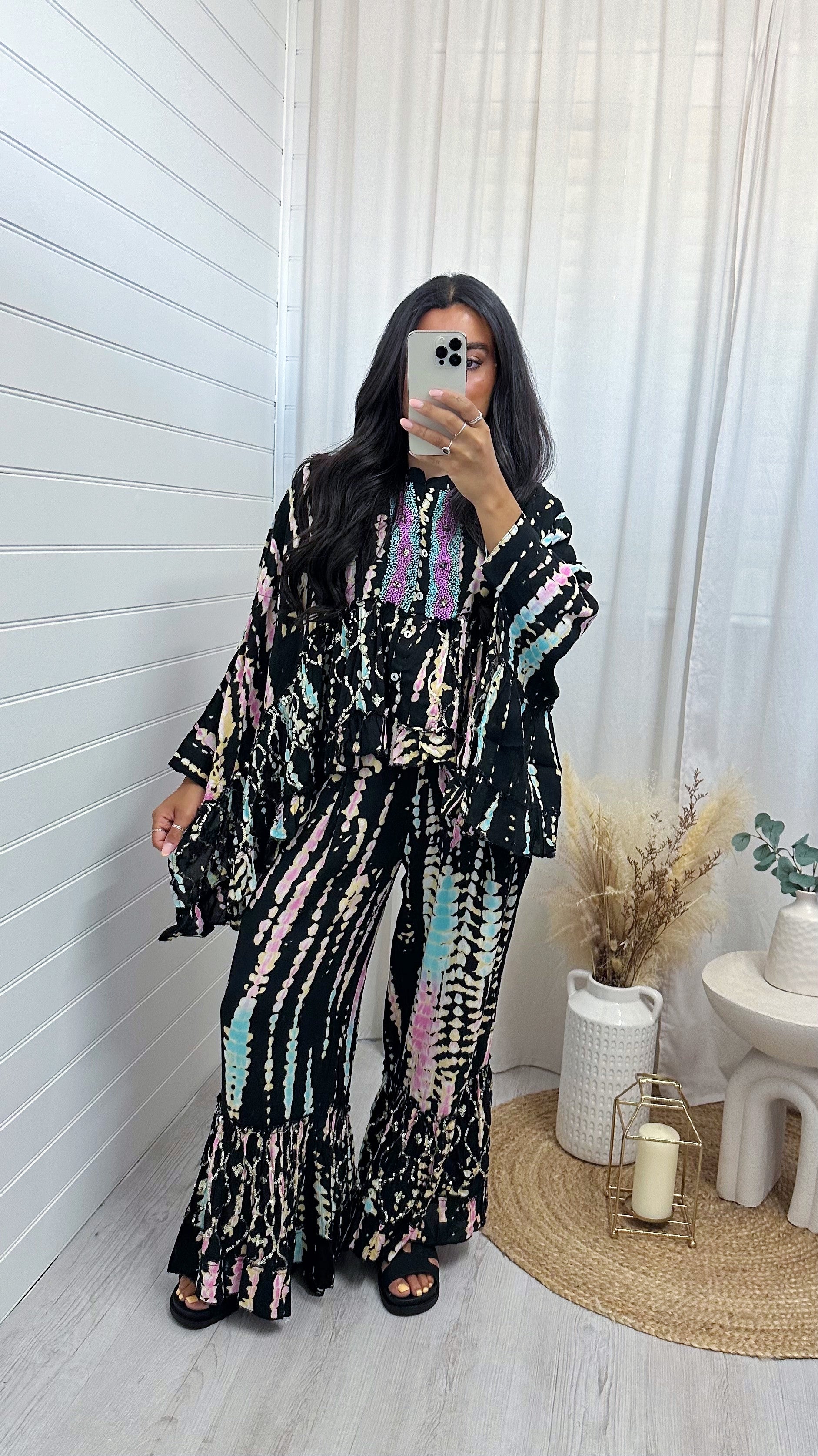 Tie Dye Pleated Sleeve Beaded Co-Ord - BLACK