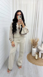 Straight Leg High Waisted Jeans - BEIGE