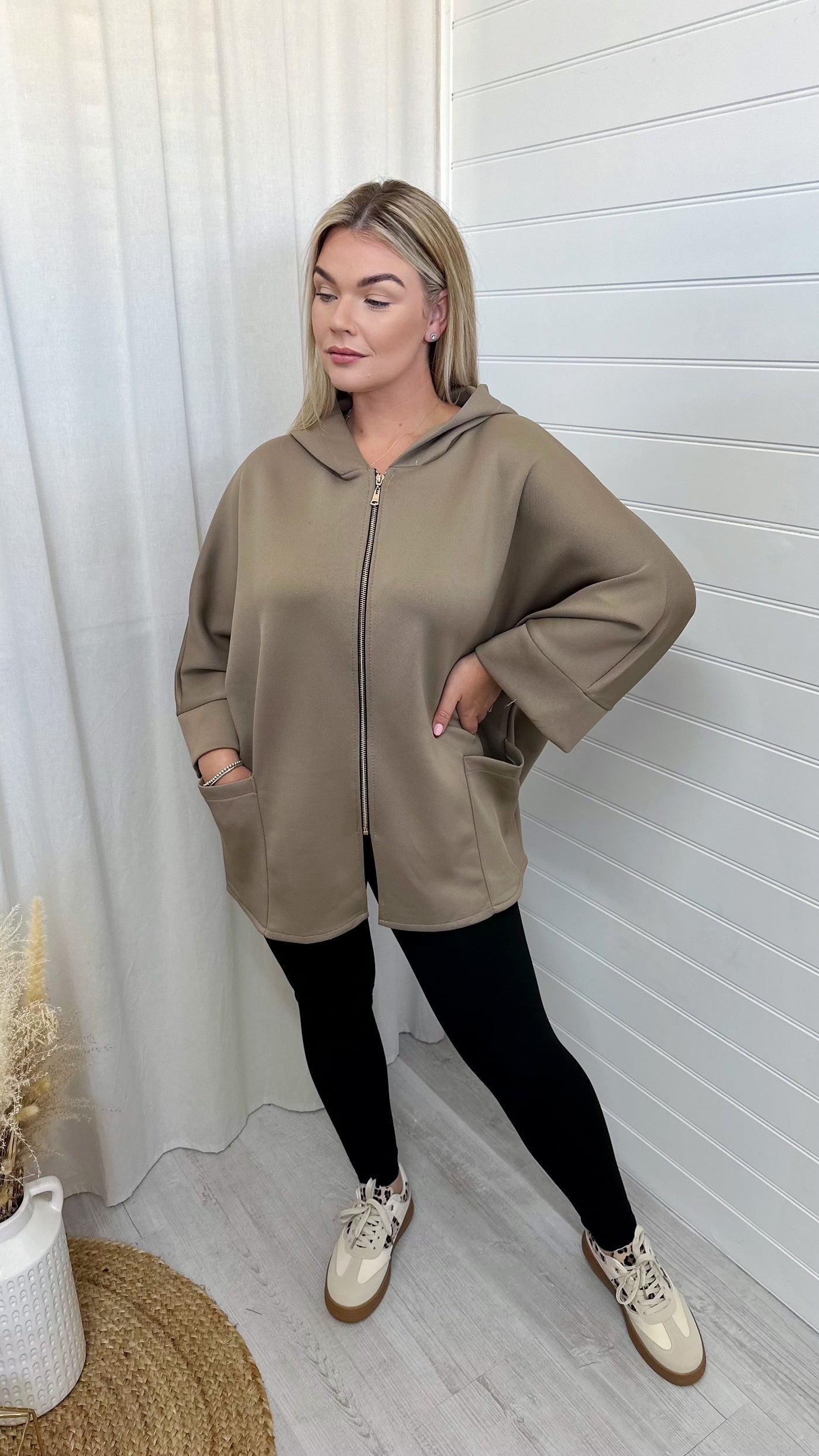 Textured Lightweight Hooded Jacket - MOCHA