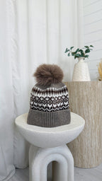 Knitted Bobble Hat - BROWN