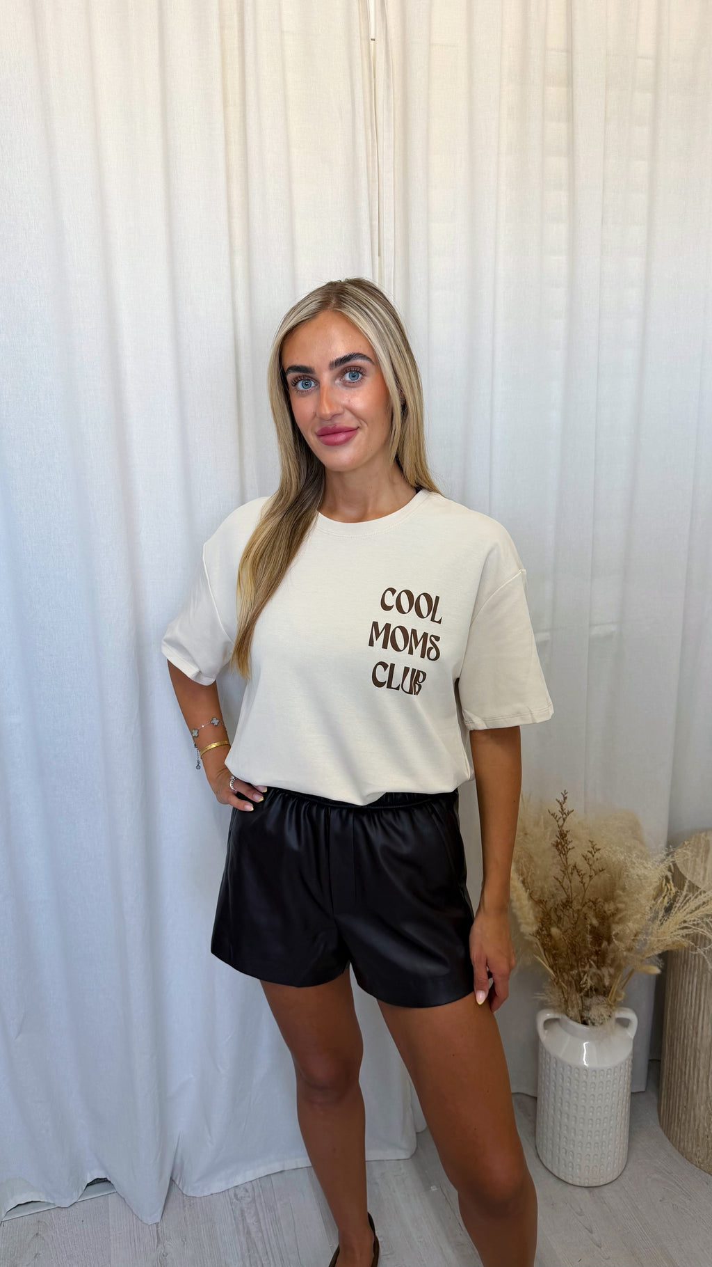 Cool Moms Club Oversized T-Shirt - CREAM
