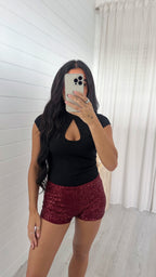 Twist Front Keyhole Top - BLACK