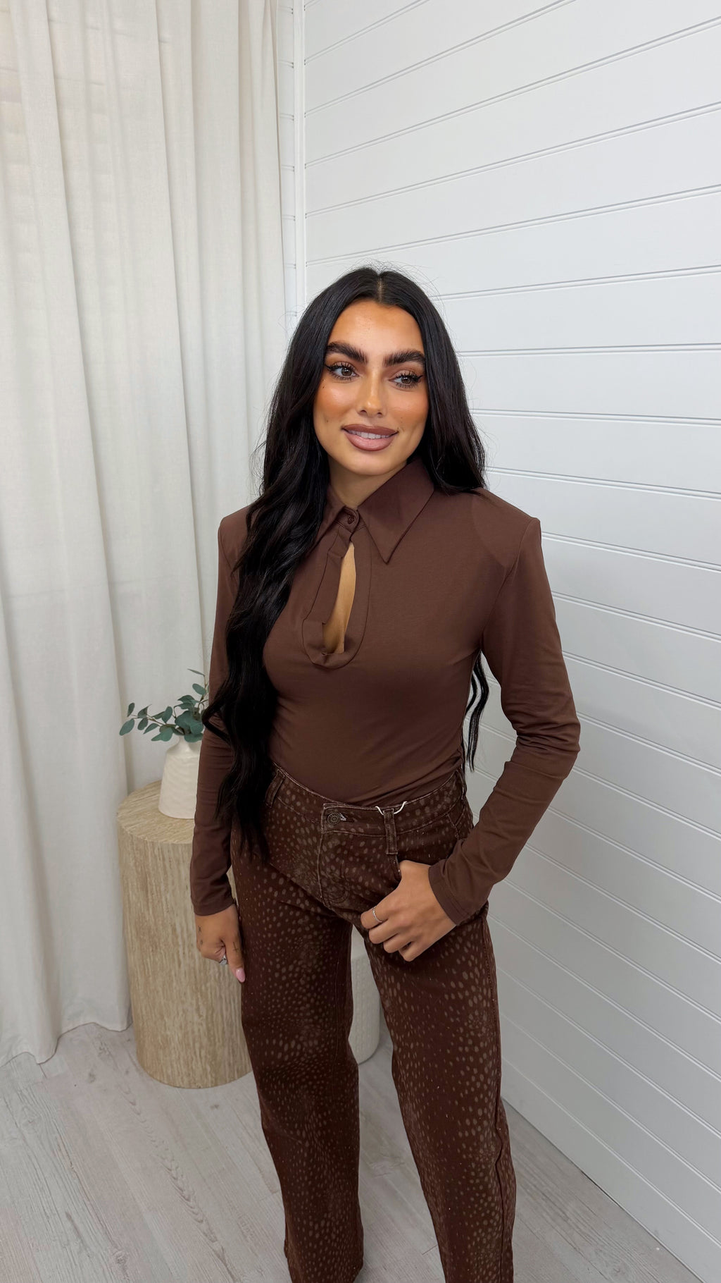 Shoulder Padded Key Hole Top - BROWN