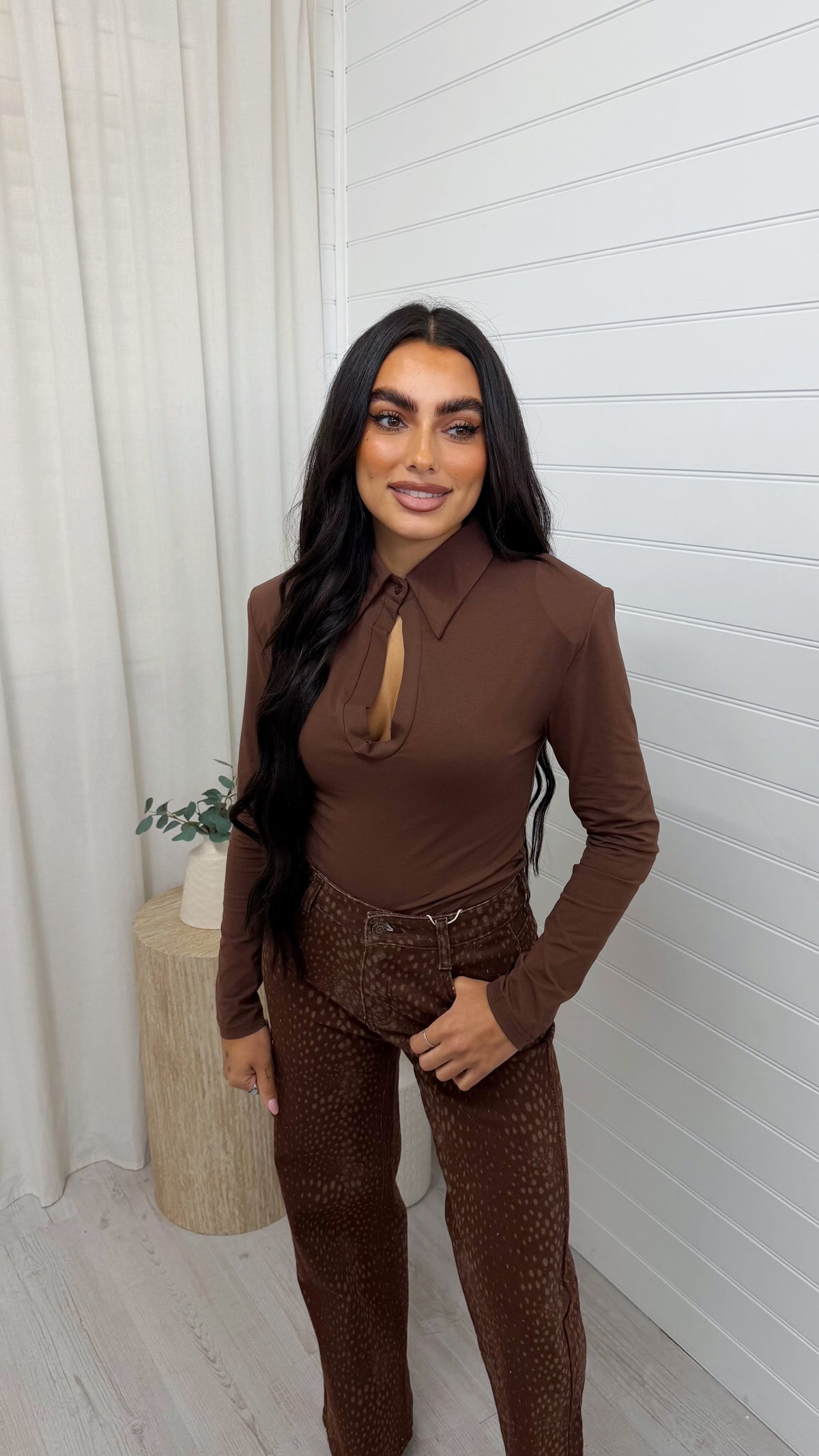 Shoulder Padded Key Hole Top - BROWN