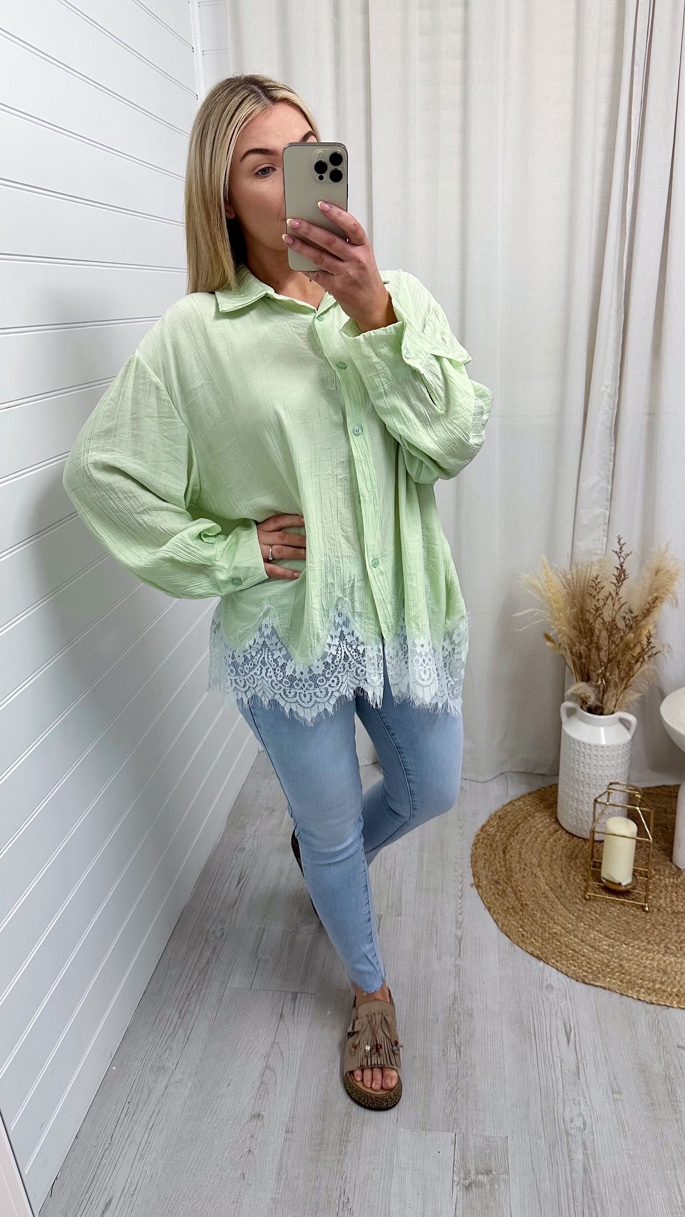 Lace Hem Crinke Shirt - GREEN