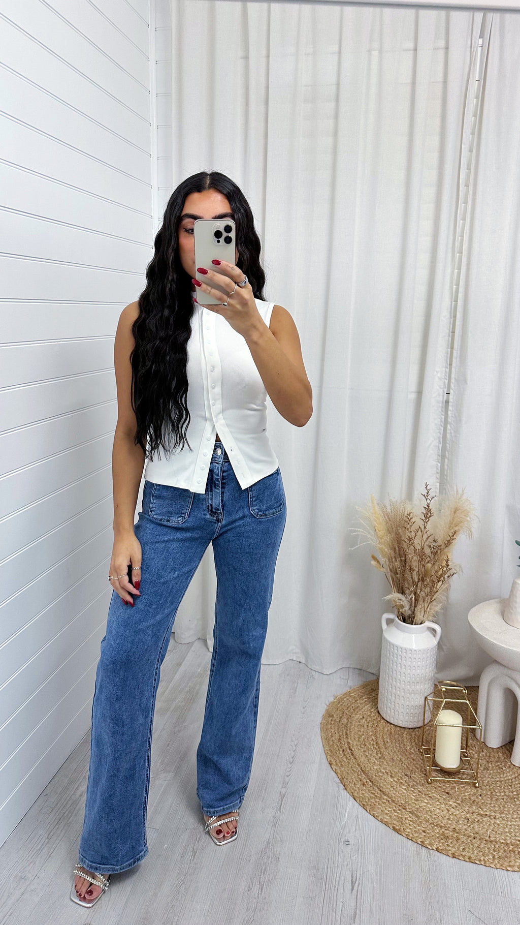 Front Pocket High Waisted Flare Jeans - DENIM BLUE