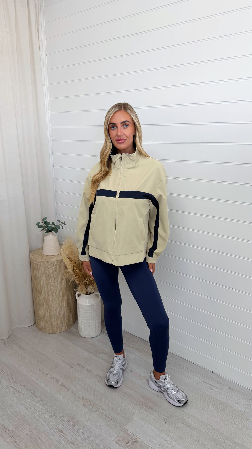 Vintage Track Jacket - BEIGE/NAVY