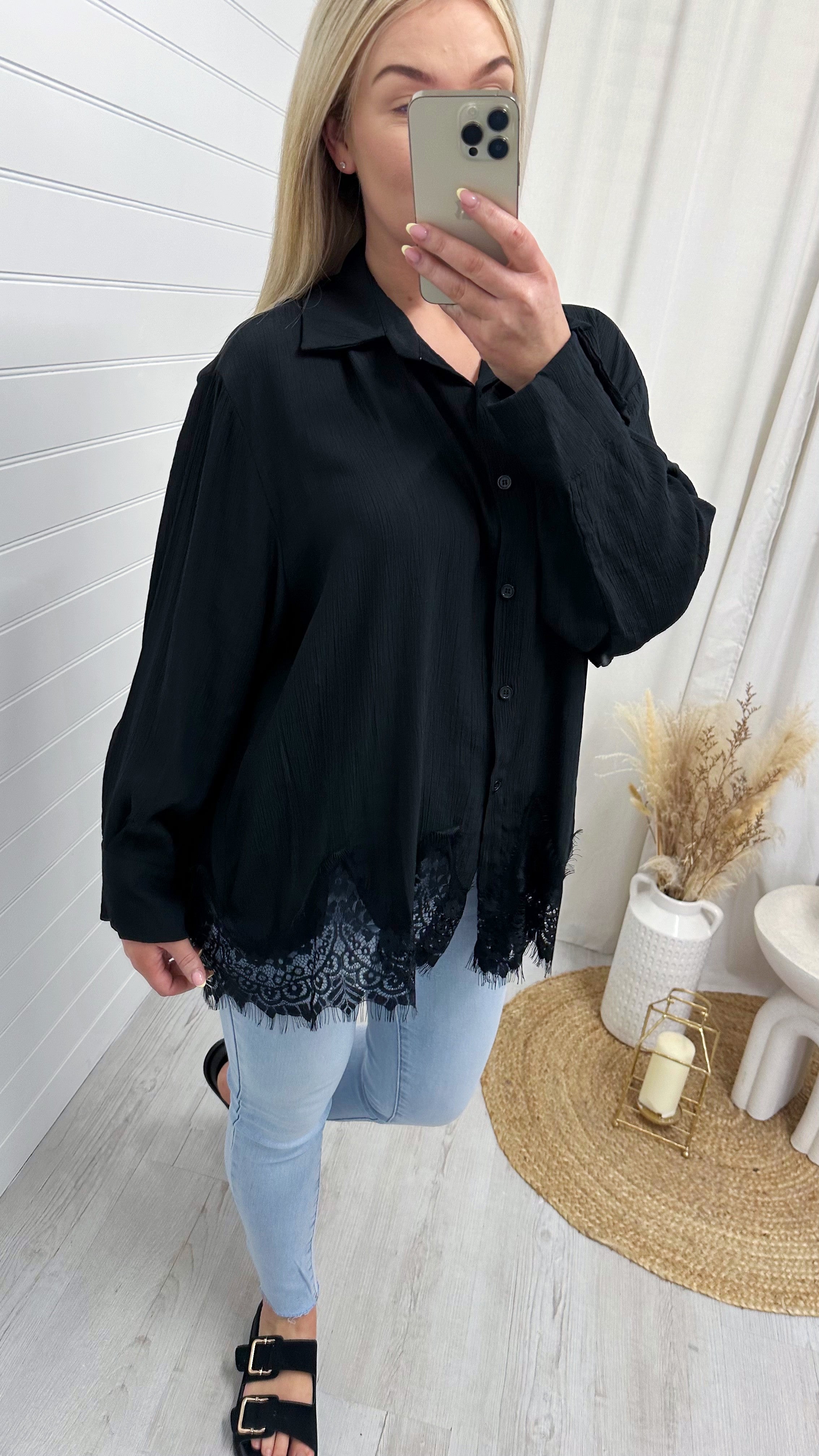 Lace Hem Crinke Shirt - BLACK