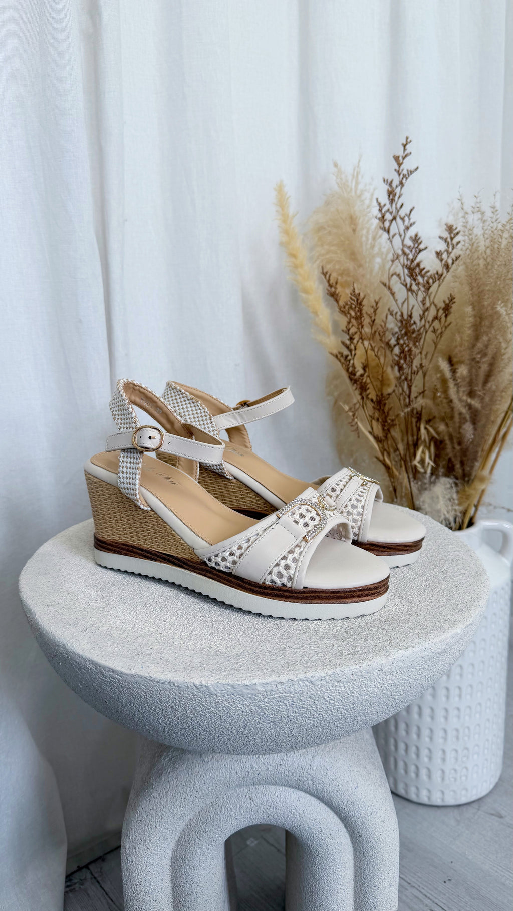 Lace Detail Wedge Sandals - BEIGE
