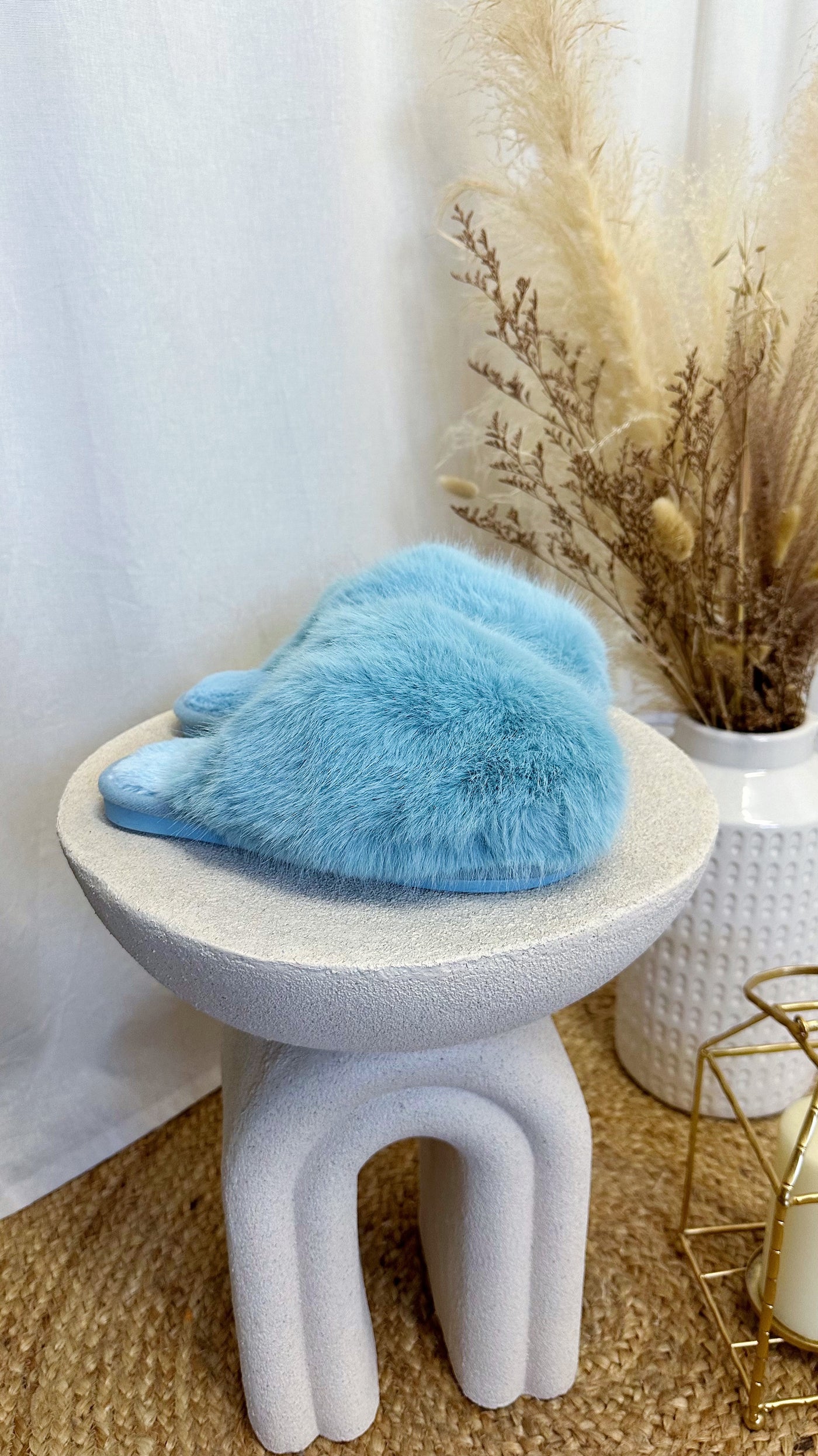 Mega Fluffy Faux Fur Slippers - BLUE