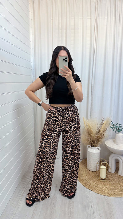 Stretchy Wide Leg Leopard Print Trousers