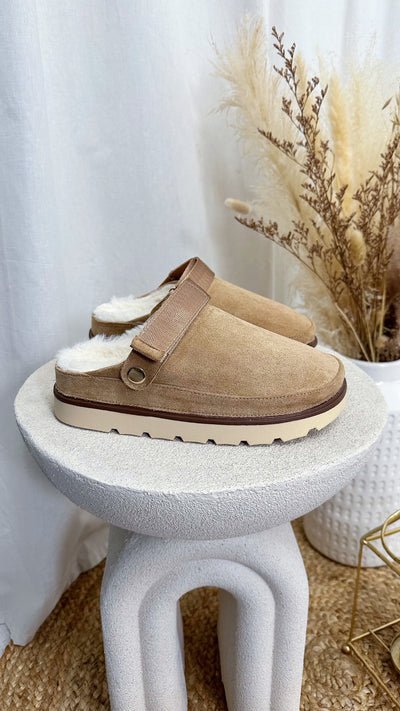 Fur Lined Platform Suede Clogs - DARK BEIGE