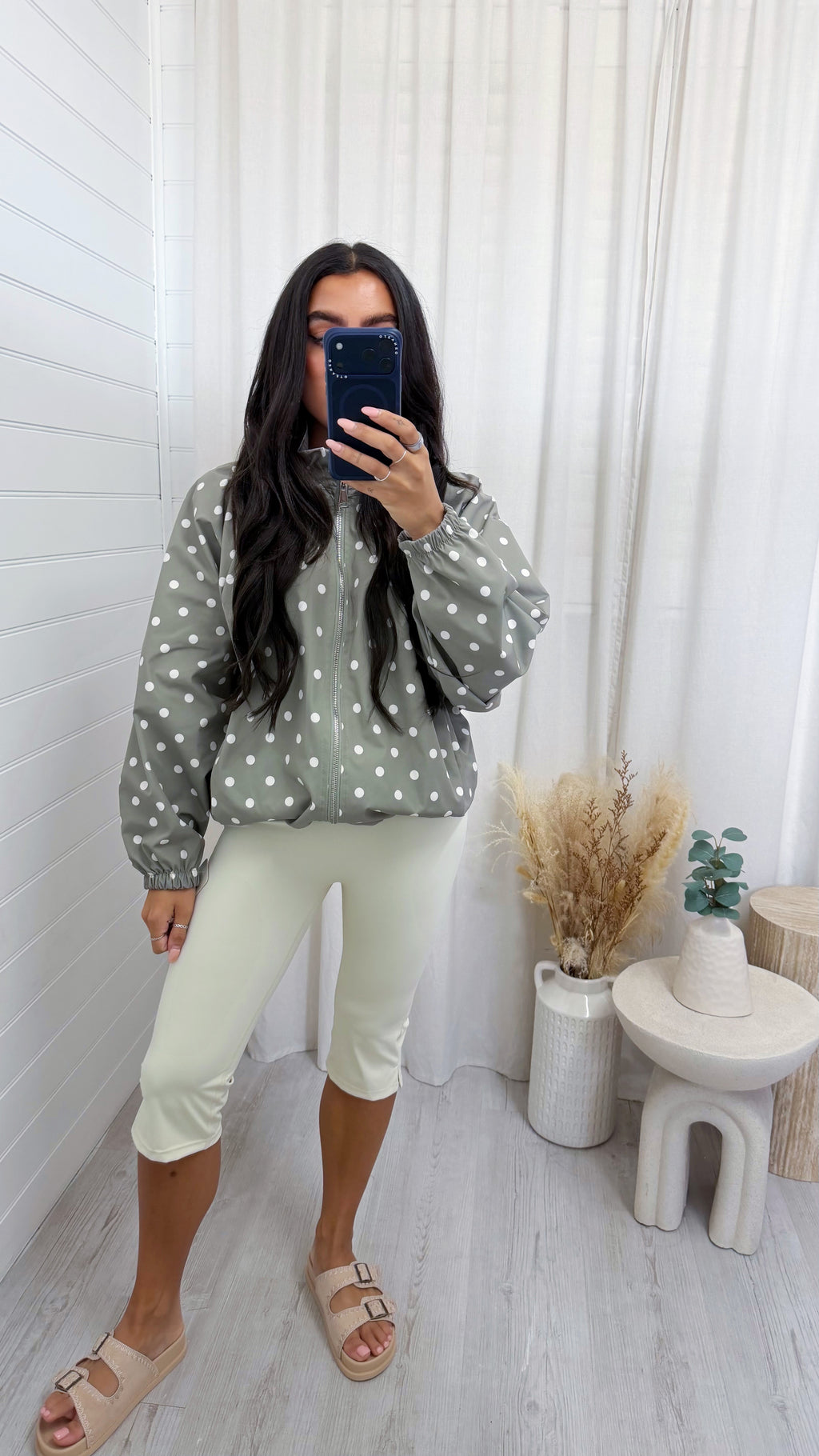Body Sculpt Capri Leggings - BEIGE
