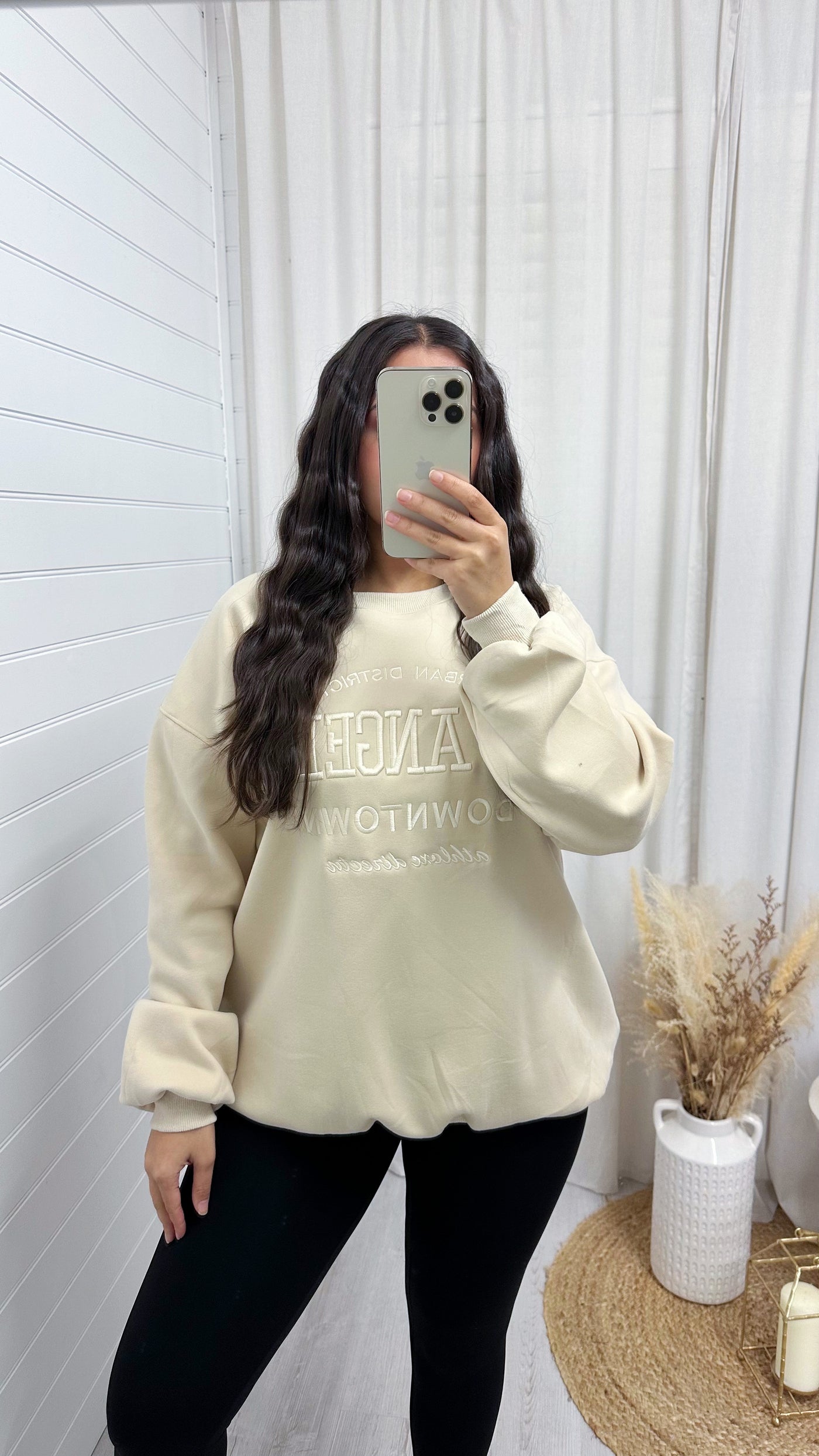 Los Angeles Embroidered Fleece Lined Sweatshirt - CREAM