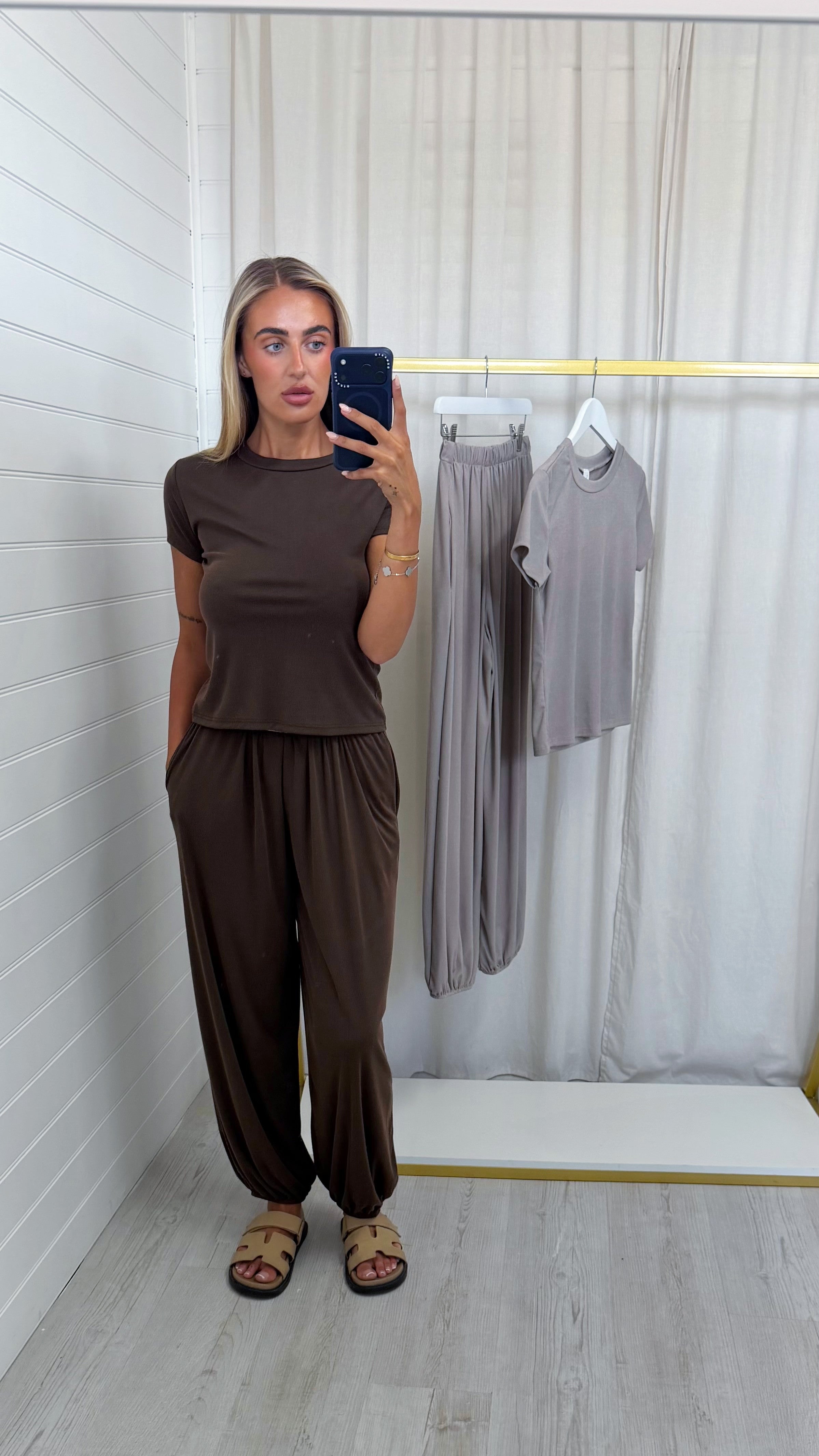 Fine Rib T-Shirt and Balloon Trousers Co-Ord - BROWN