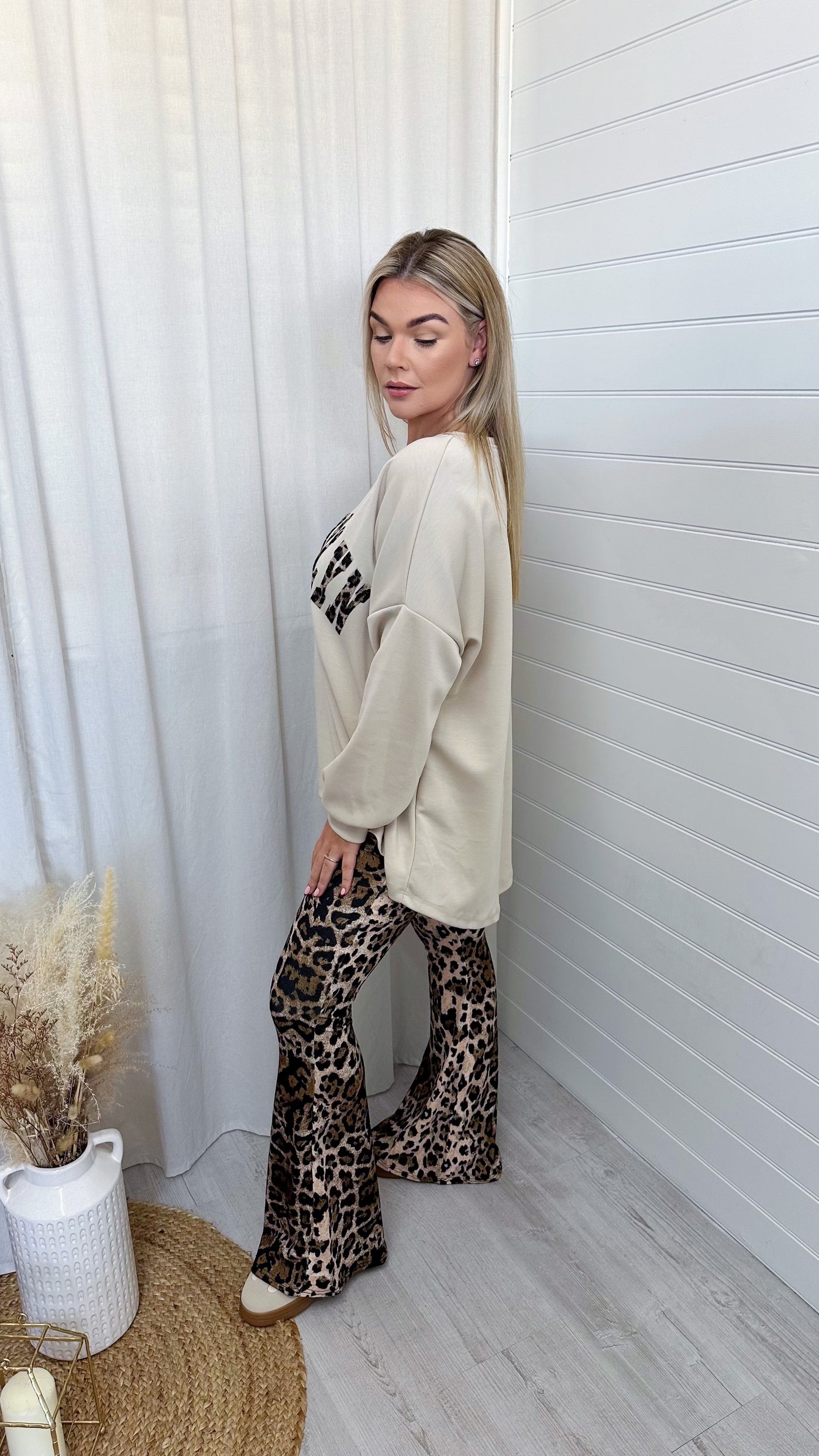Brooklyn Leopard Print Sweatshirt - BEIGE