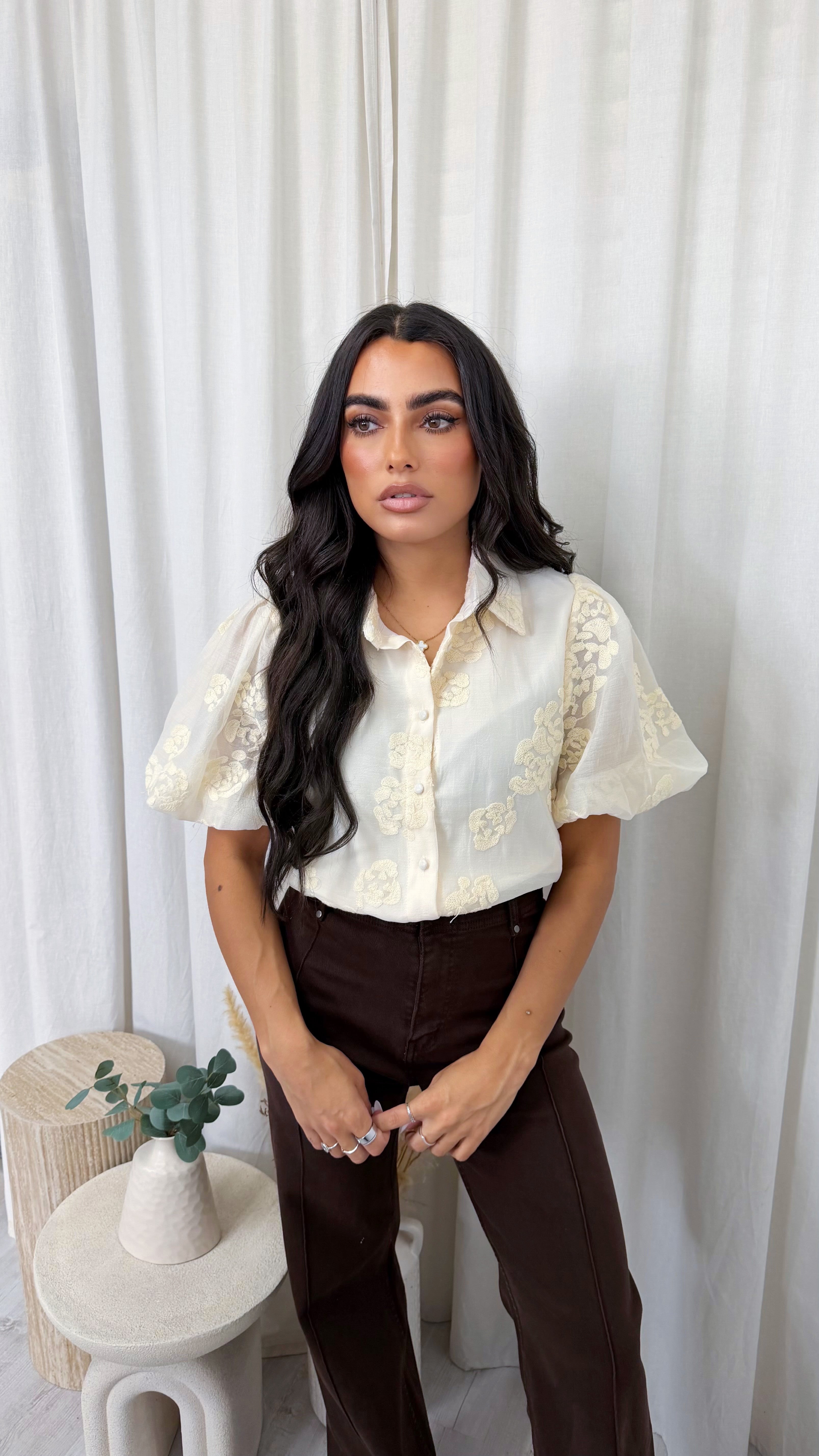 Flower Applique Balloon Sleeve Shirt - CREAM