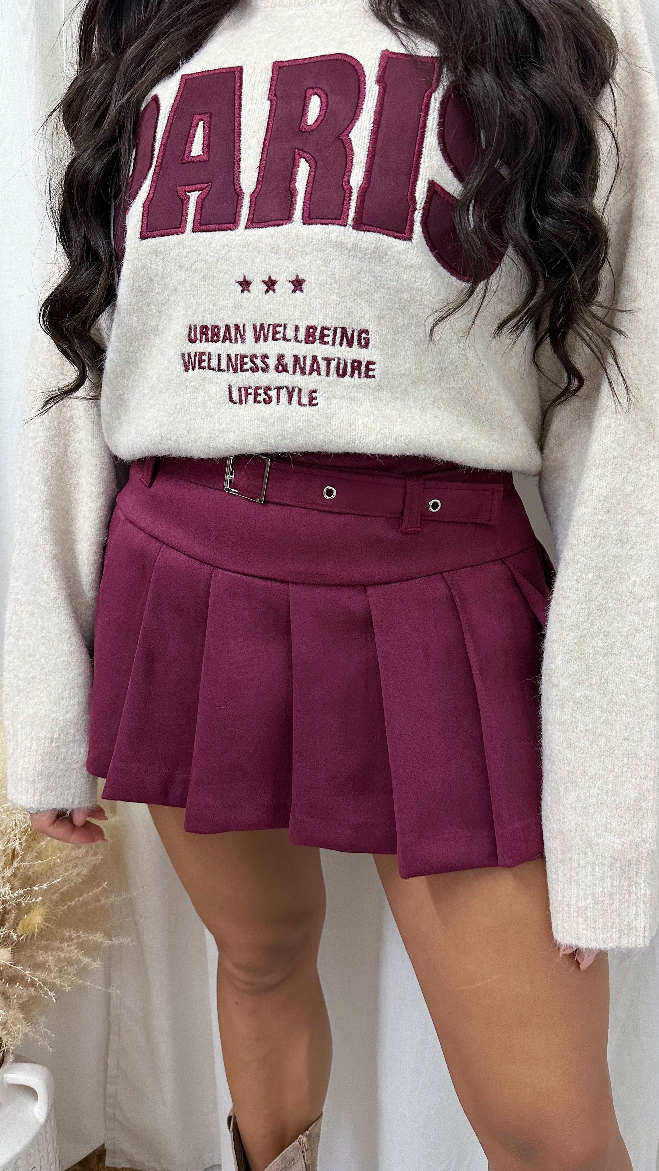 Suede Pleated Mini Tennis Skort - BURGUNDY