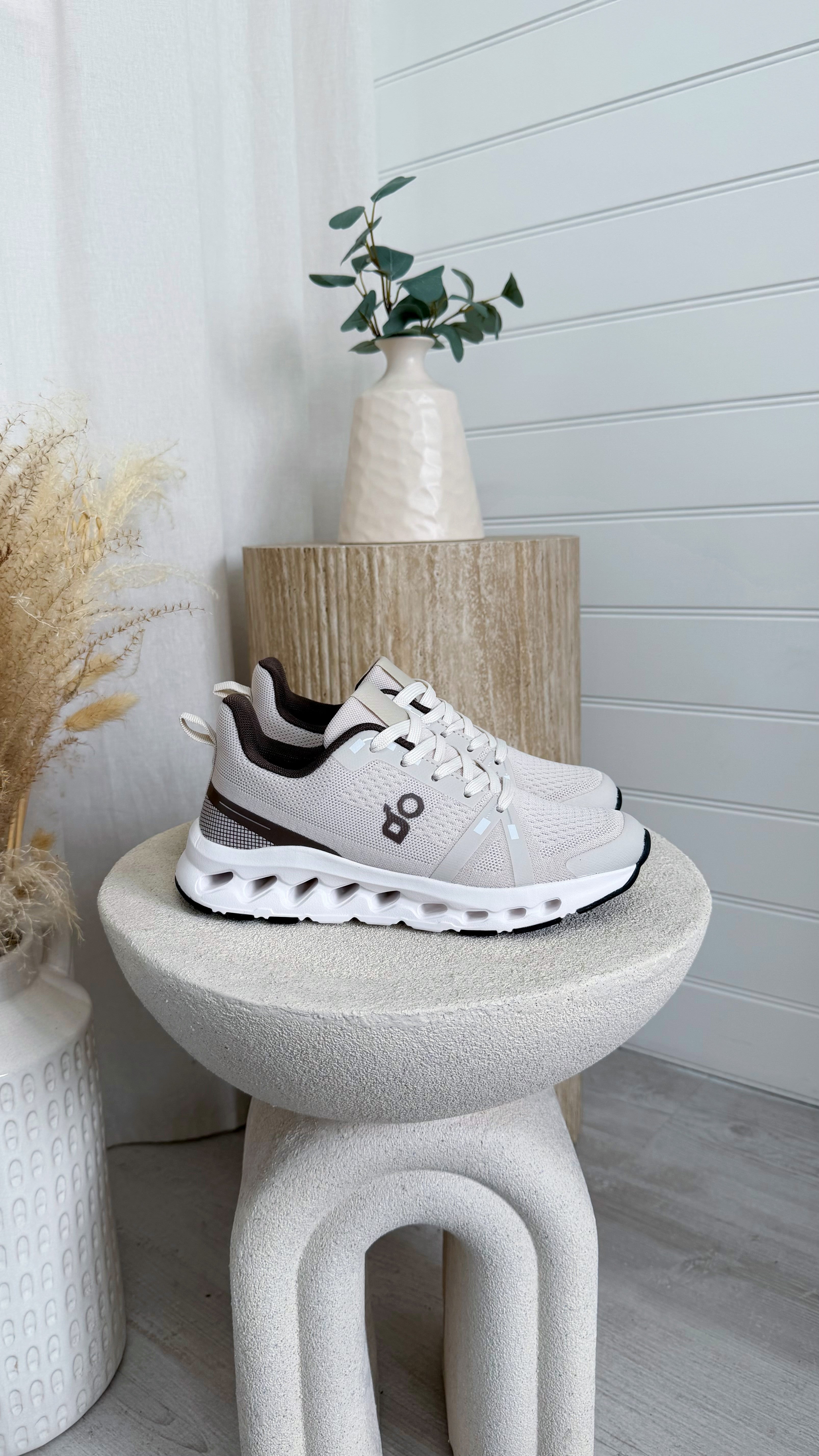 Foam Sole Running Trainers - BEIGE