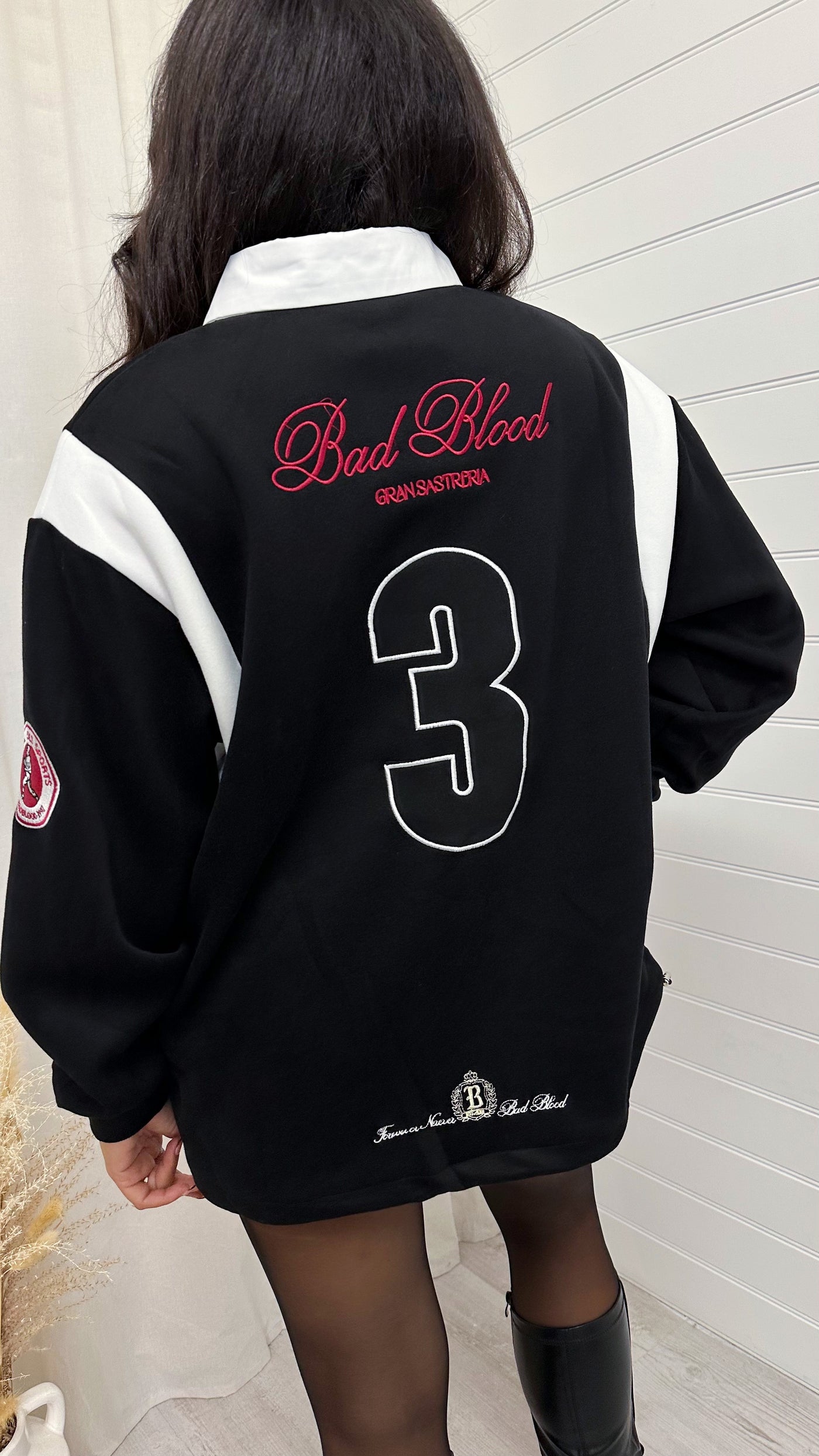 'Bad Blood' Embroidered Slogan Collared Sweatshirt - BLACK