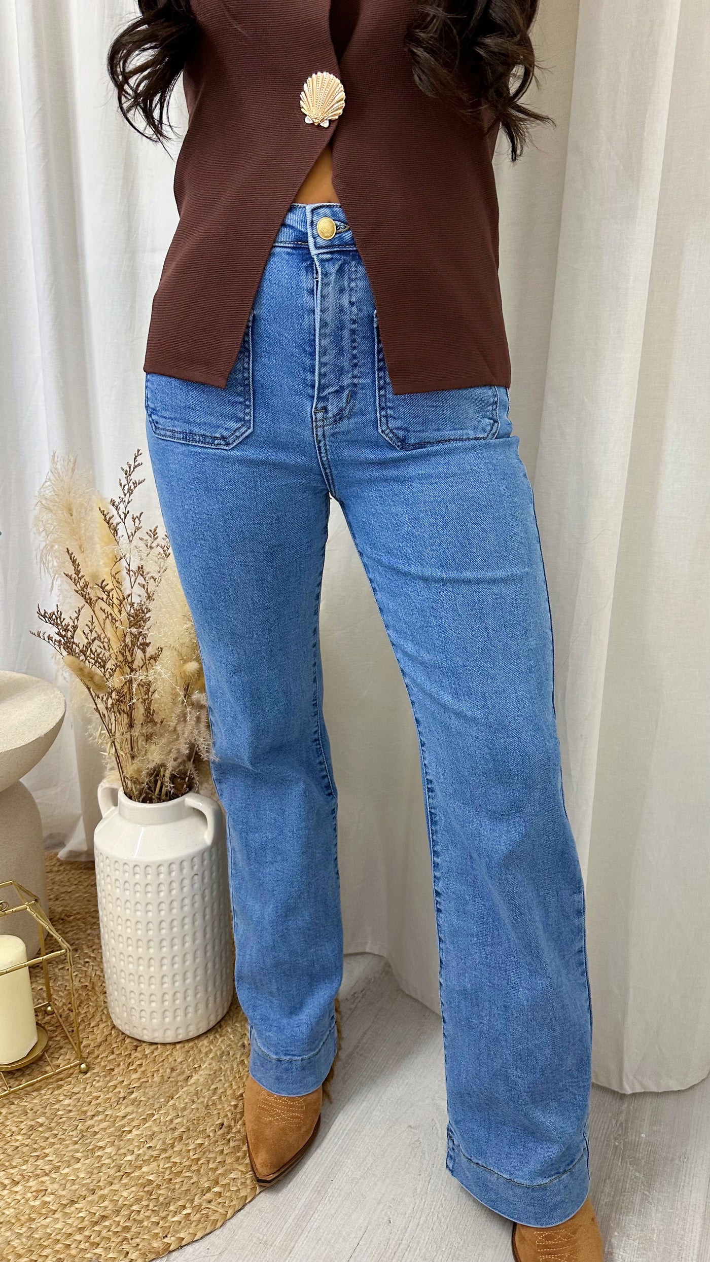 Front Pocket Boot Cut High Waisted Jeans - DENIM BLUE