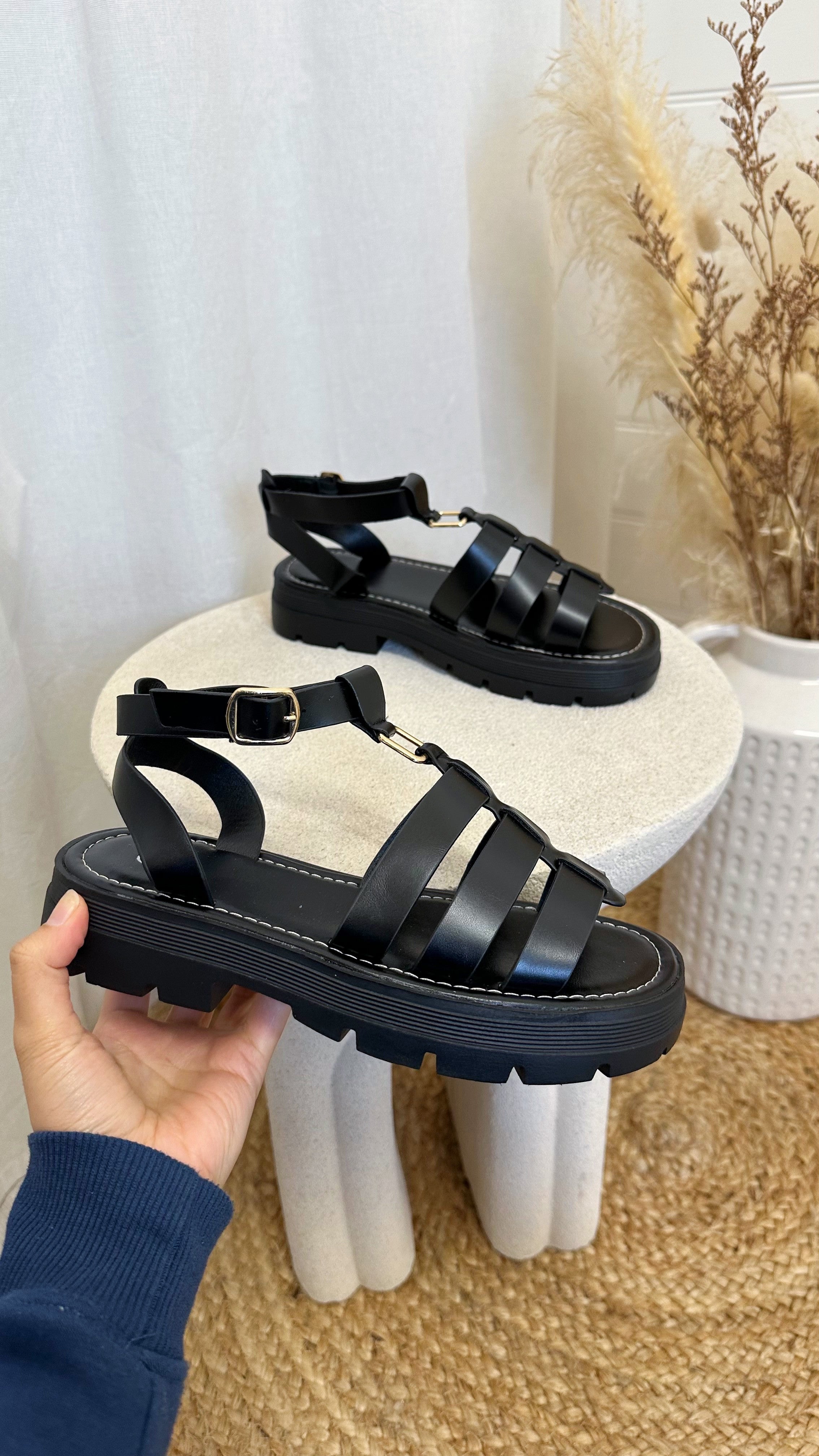 Chunky Sole Gladiator Sandals - BLACK