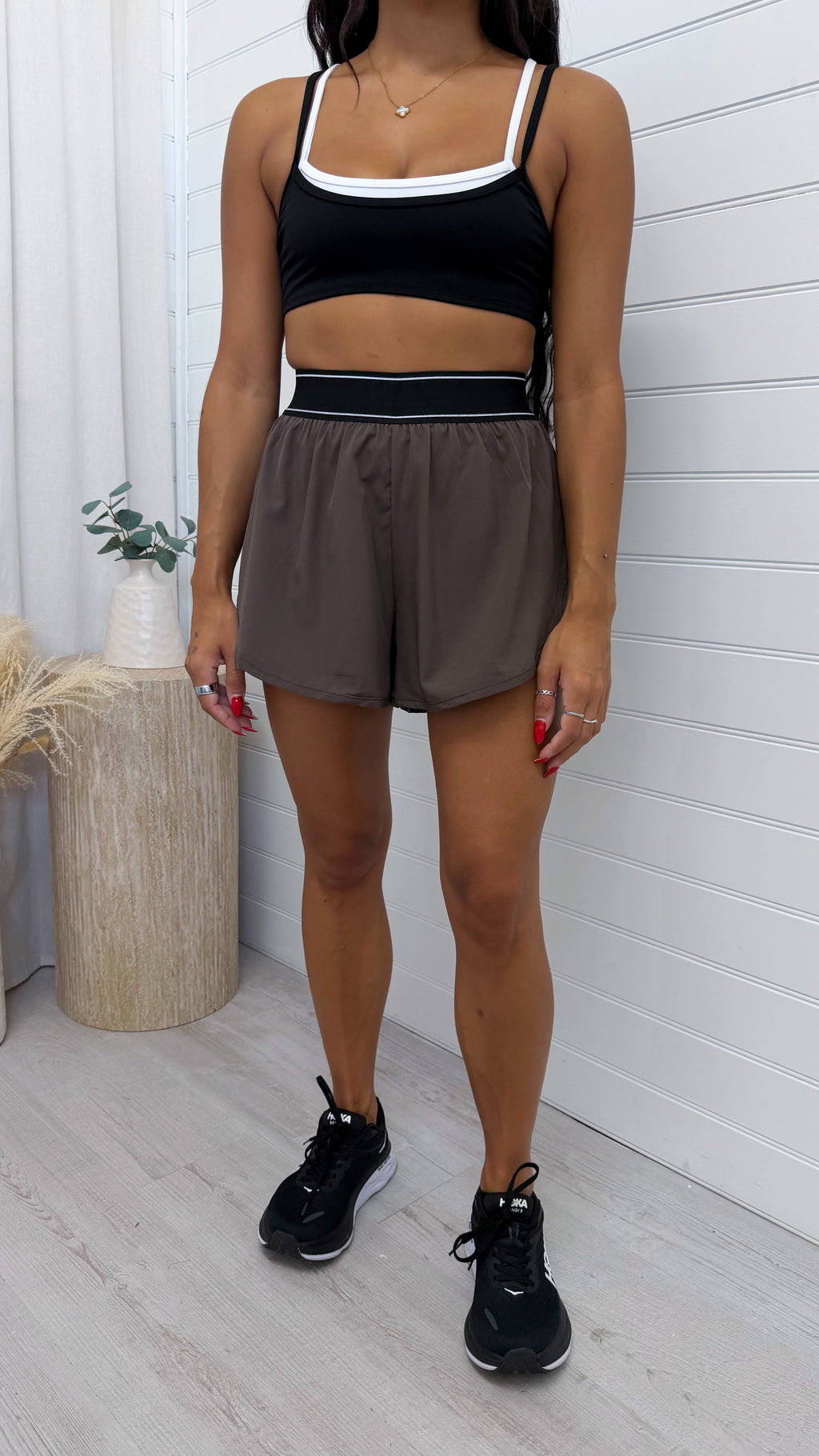 Boxer Waist Band Runner Shorts - BROWN