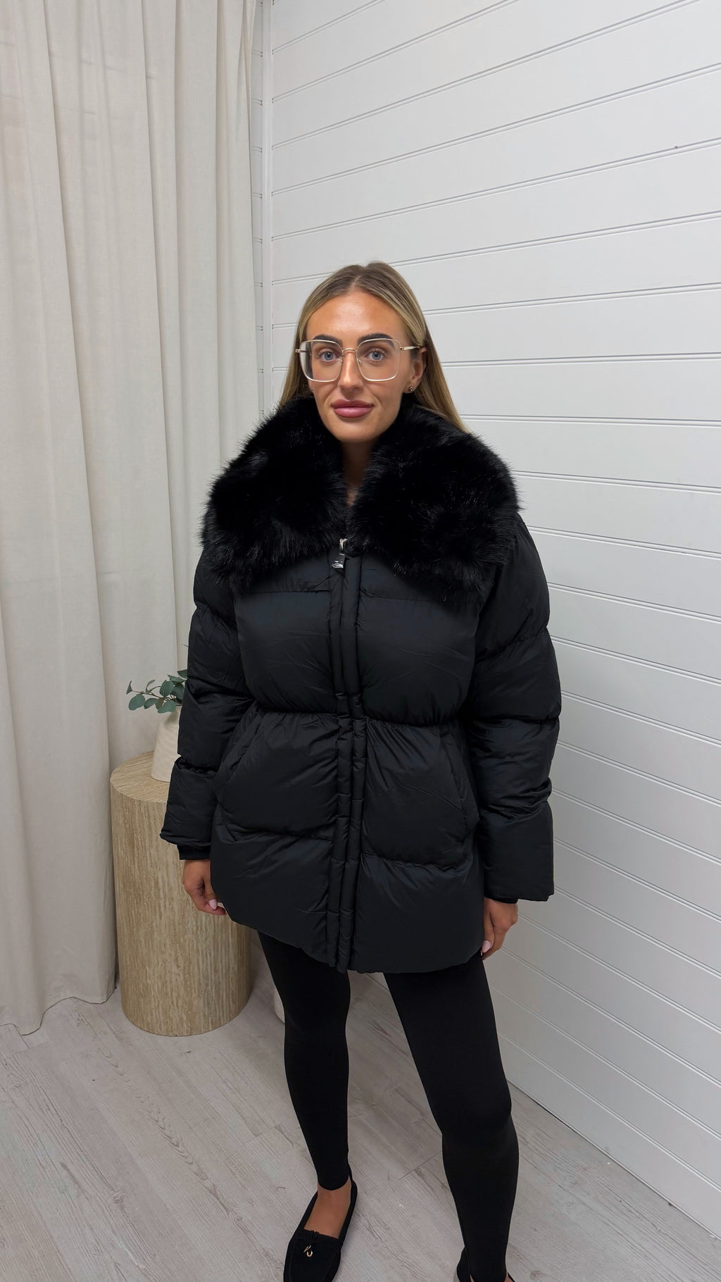 Luxe Faux Fur Collar Puffer Coat - BLACK
