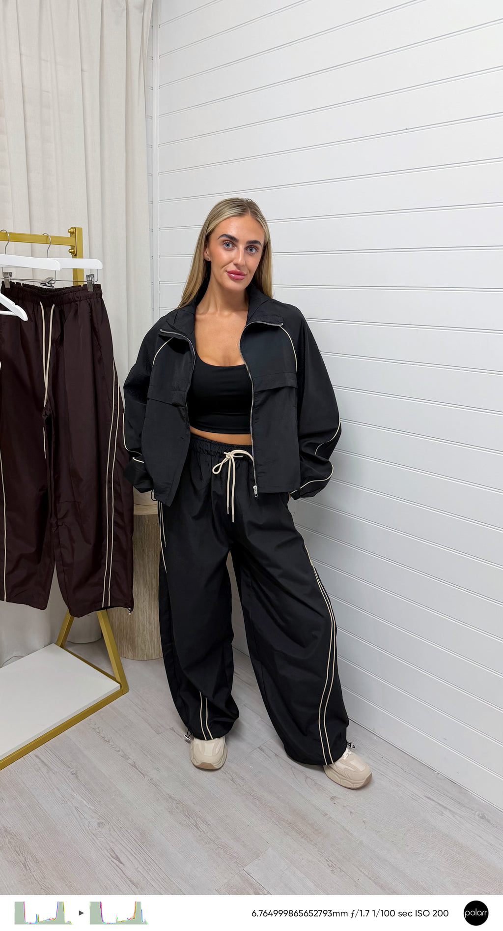 Contrast Trim Baggy Joggers - BLACK