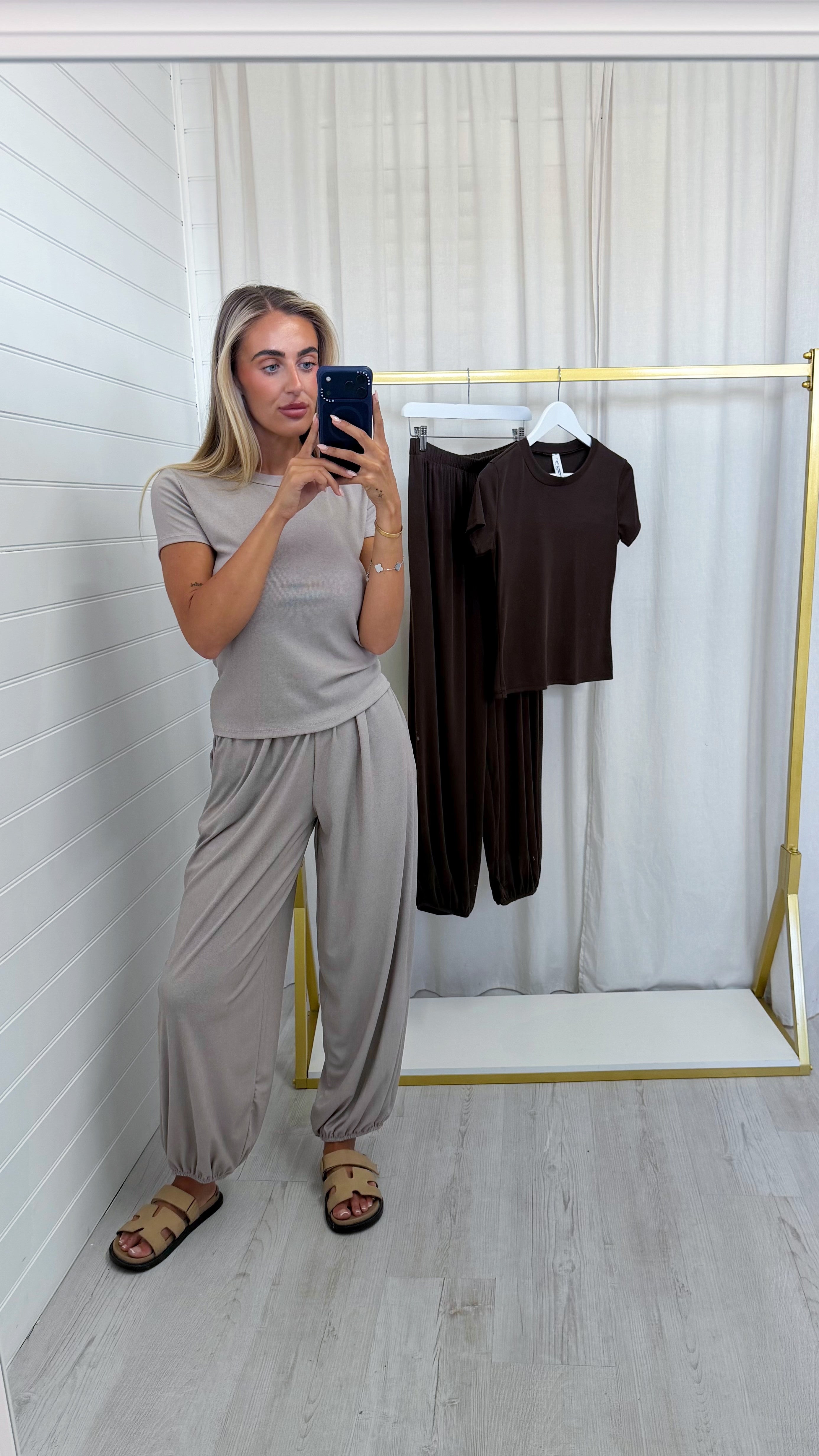 Fine Rib T-Shirt and Balloon Trousers Co-Ord - MOCHA