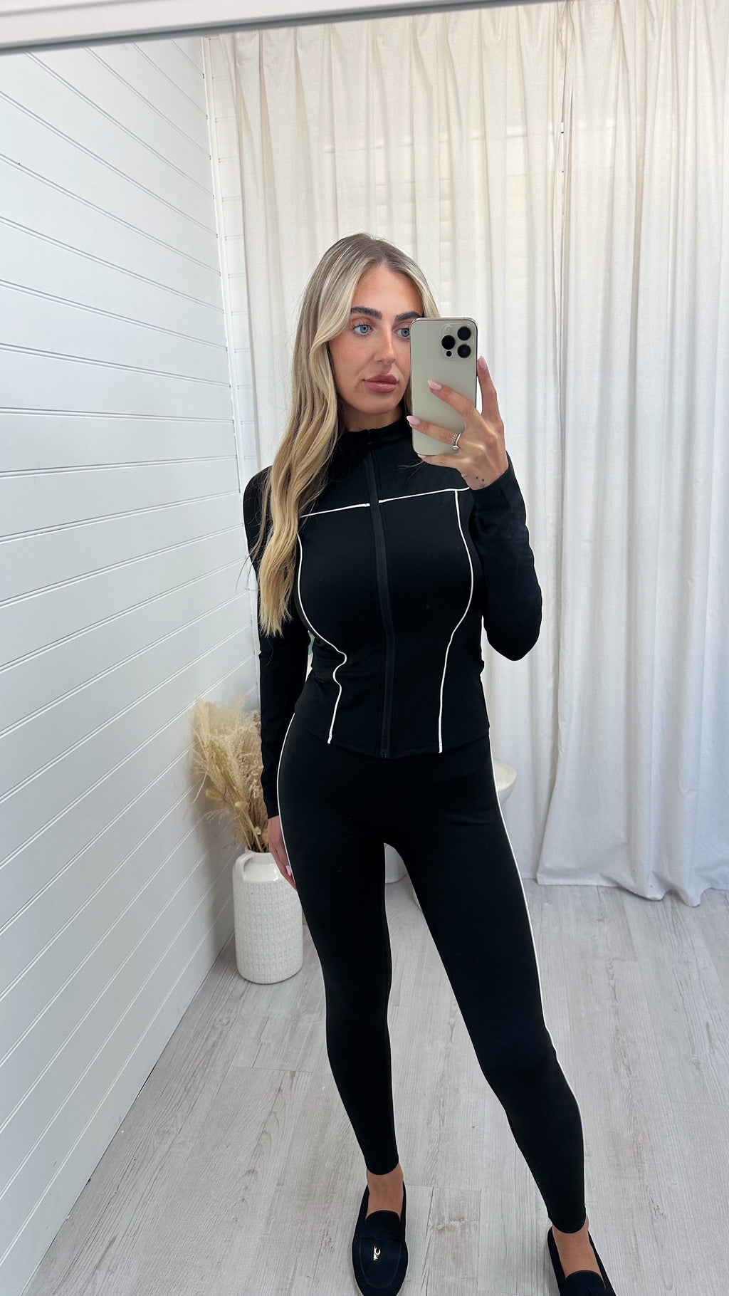 Front Piping Jacket and Leggings Activewear Set - BLACK