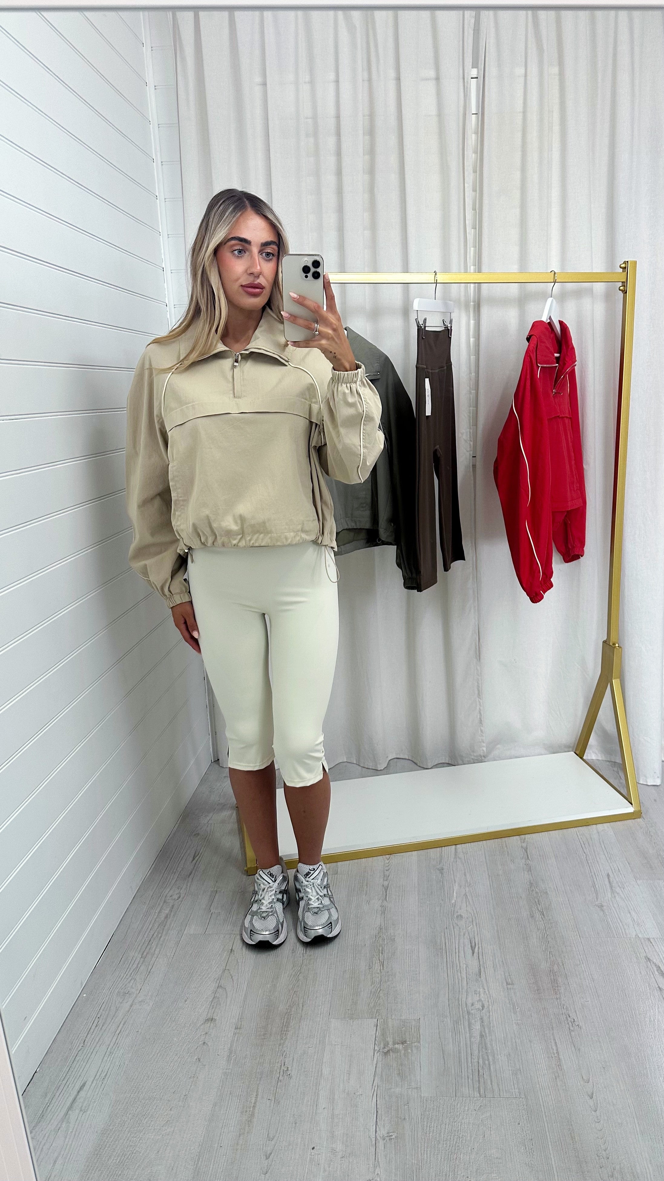 Piped Half Zip Windbreaker - BEIGE