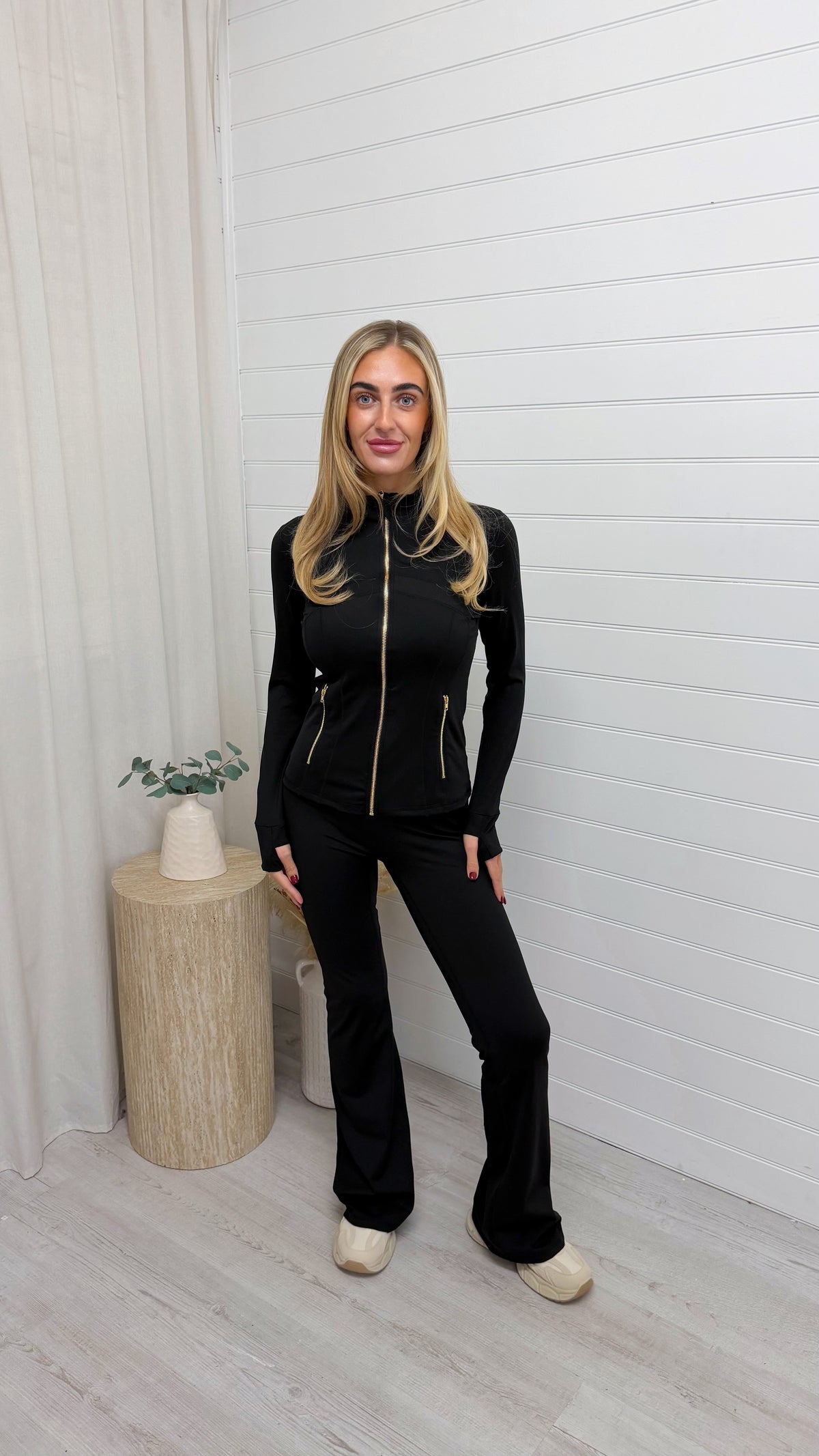 Gold Zip Jacket and Flares Gym Set - BLACK