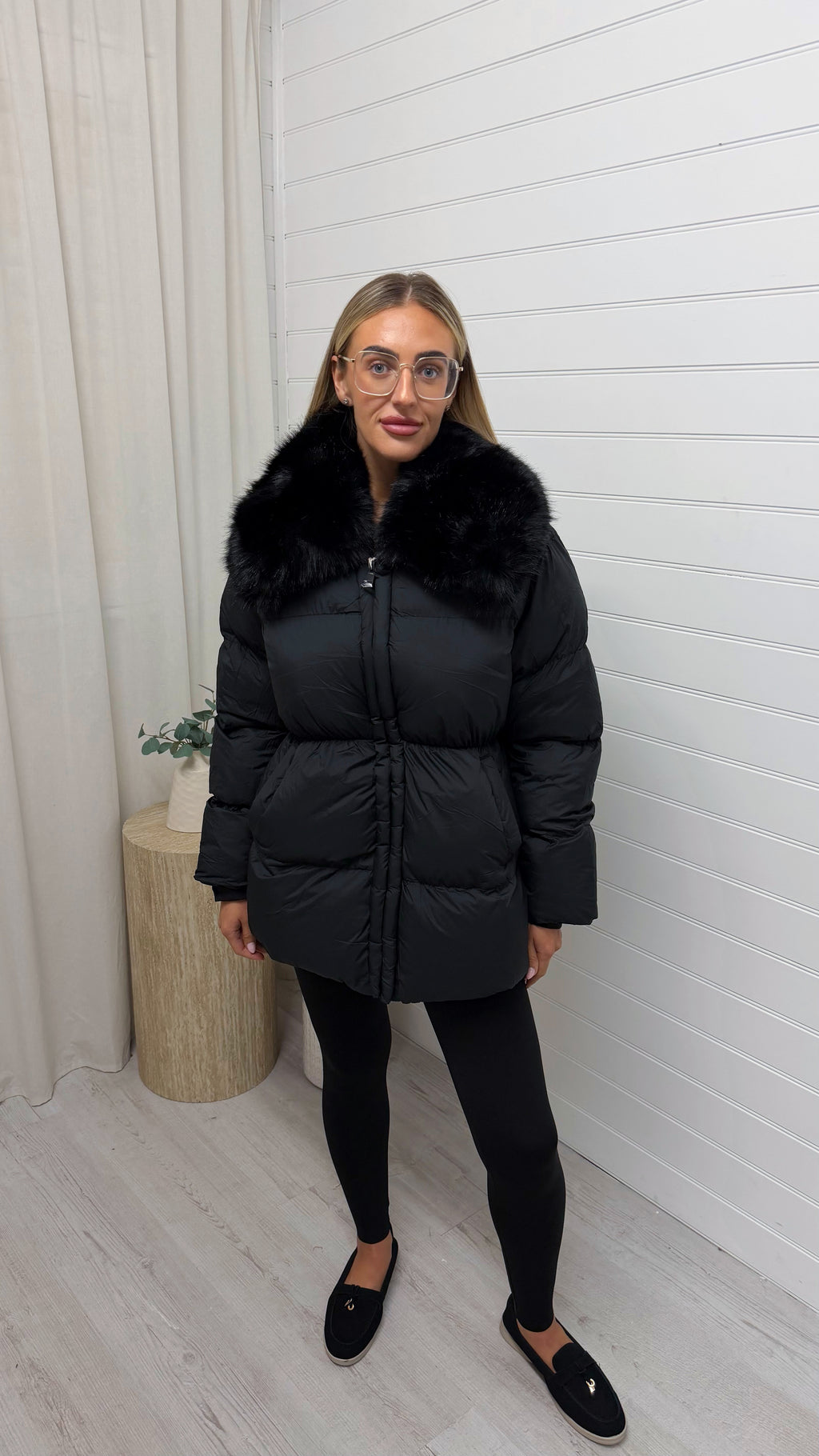 Luxe Faux Fur Collar Puffer Coat - BLACK
