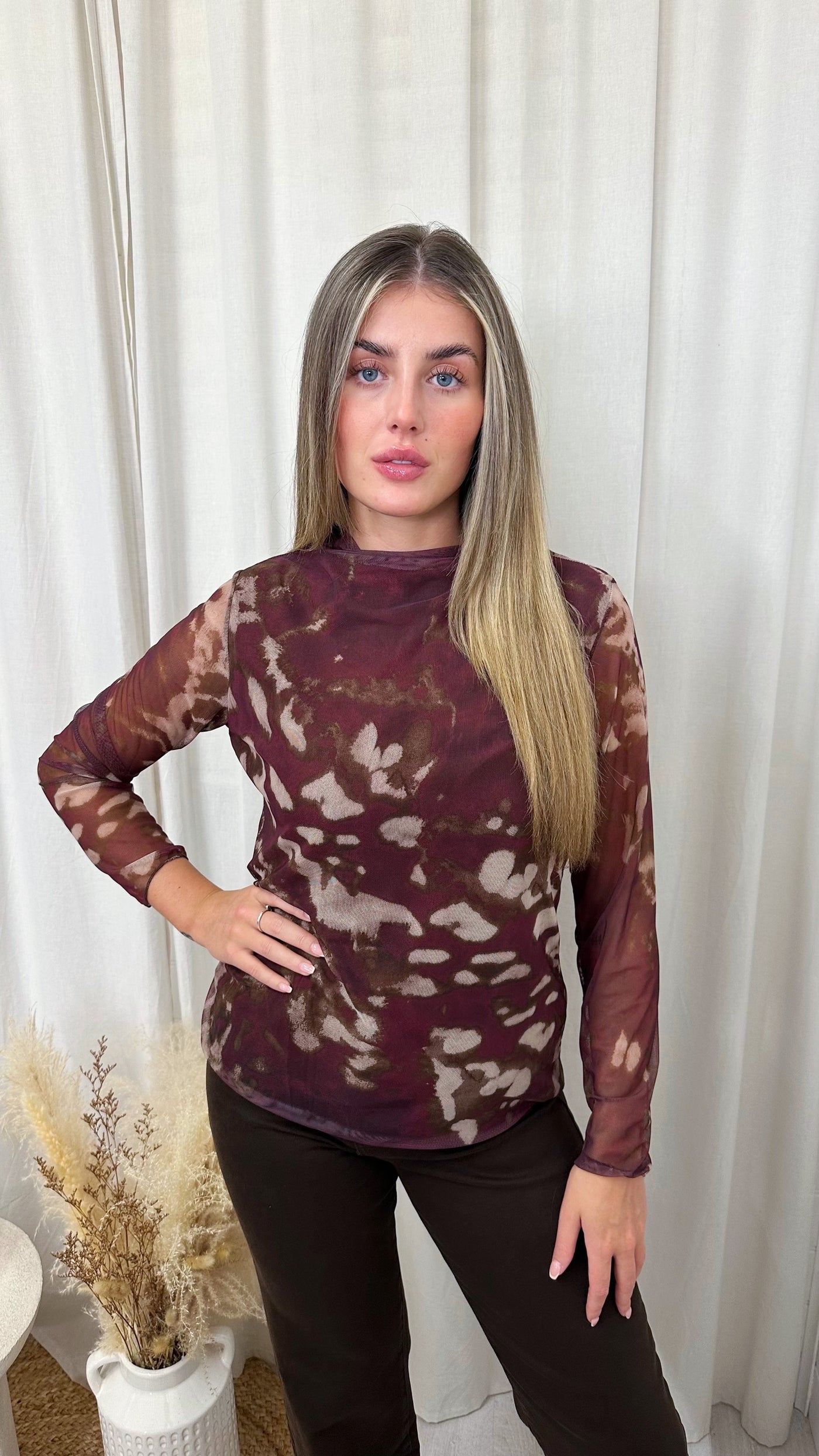 Long Sleeve Gathered Mesh Top - WINE