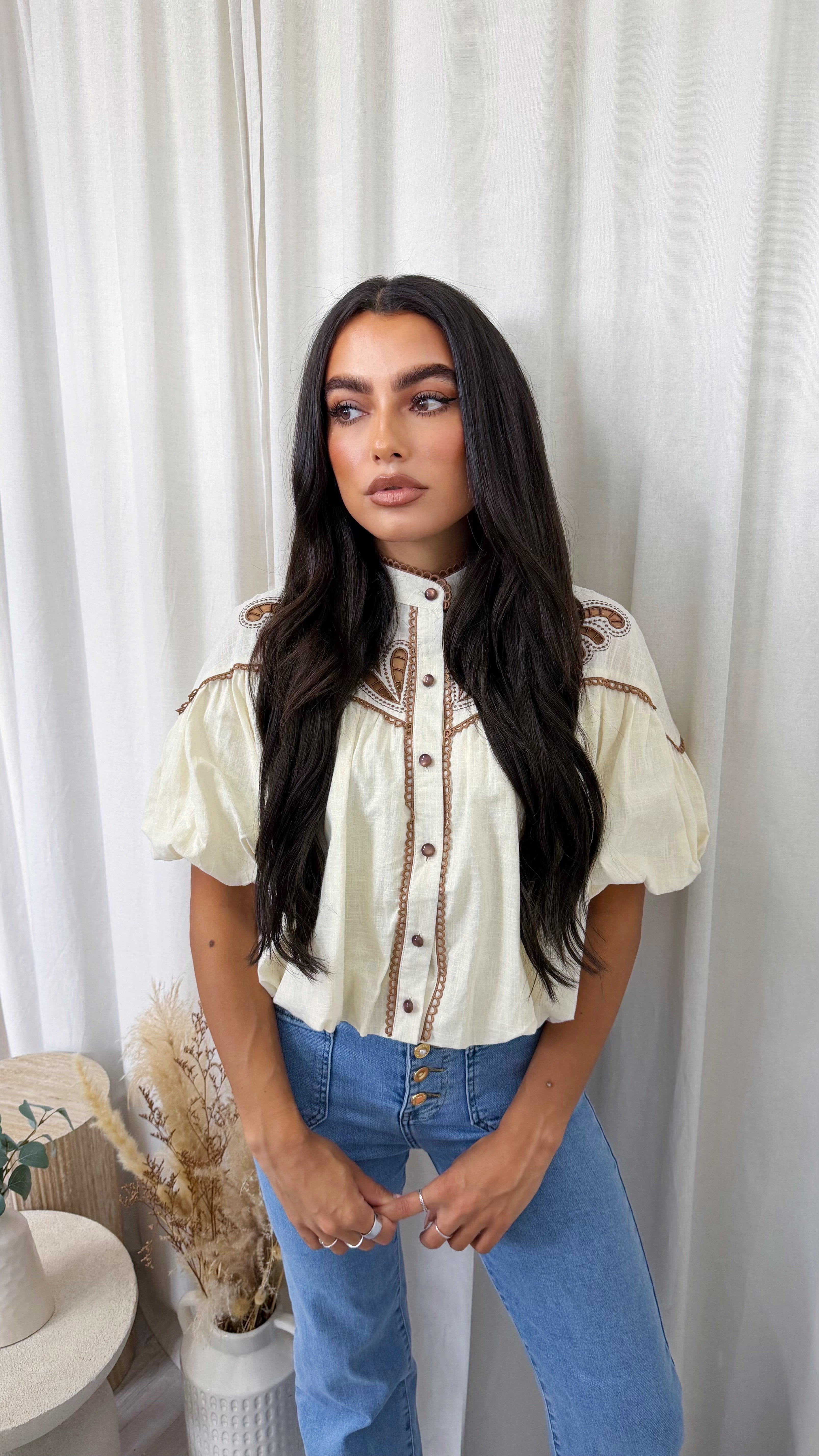 Paisley Embroidered Puff Sleeve Crop Blouse - BEIGE