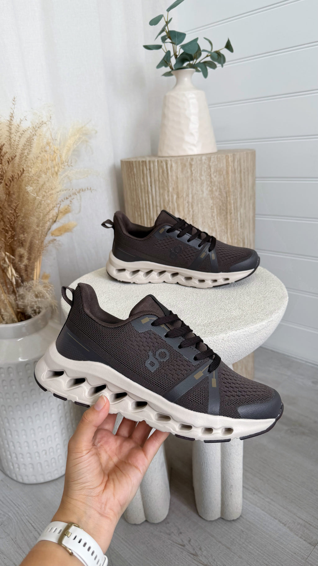 Foam Sole Running Trainers - BROWN