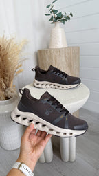 Foam Sole Running Trainers - BROWN