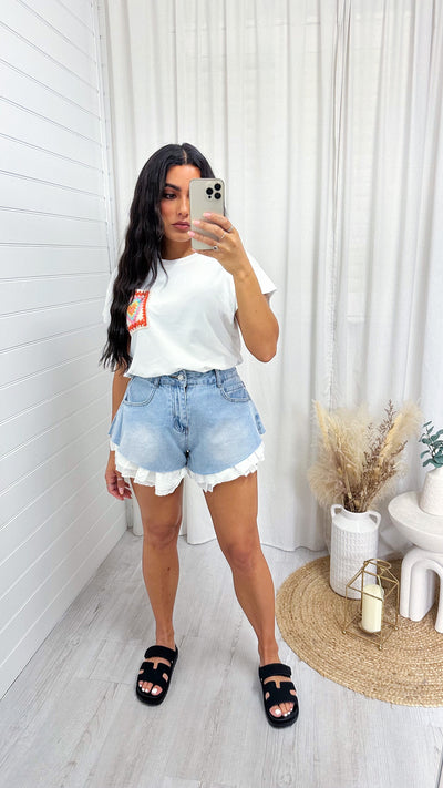 White Trim High Waisted Denim Shorts - LIGHT BLUE