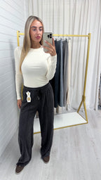 Textured Wide Leg Trousers - BROWN