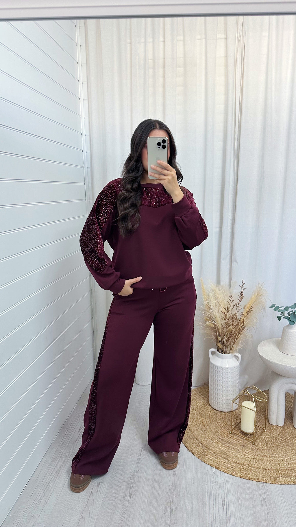 Sequin Sleeve Sweatshirt and Joggers Tracksuit - BURGUNDY