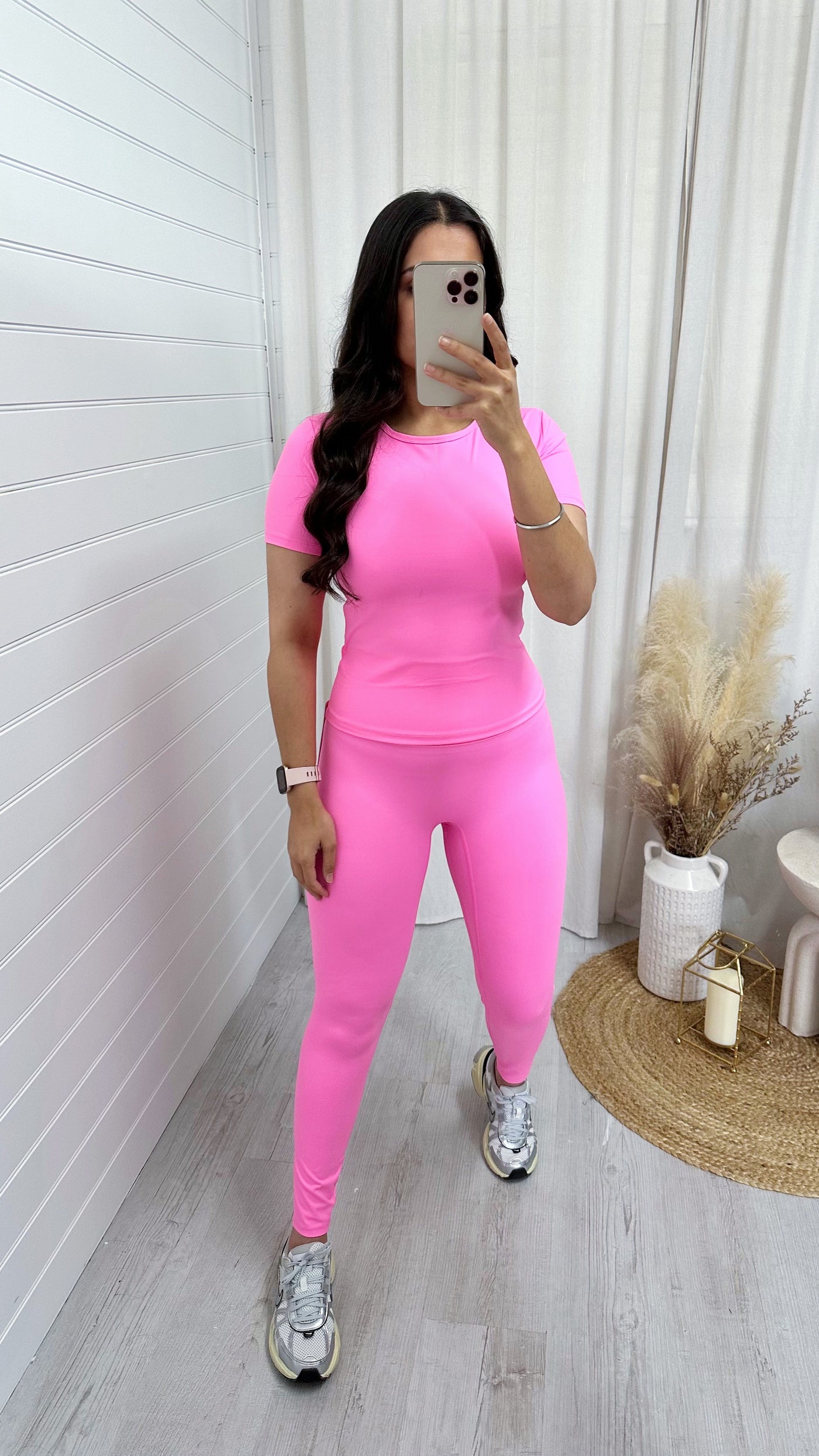 Butter Soft Gym Top and Leggings Co-Ord - NEON PINK
