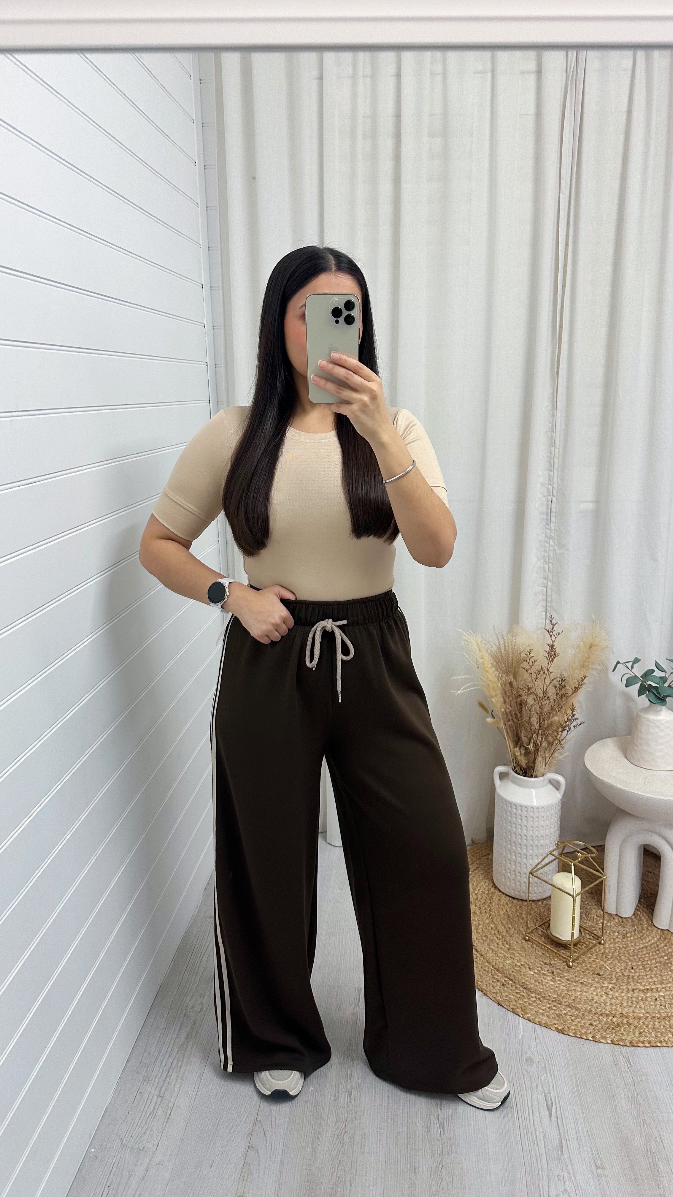 Wide Leg Retro Stripe Joggers - BROWN