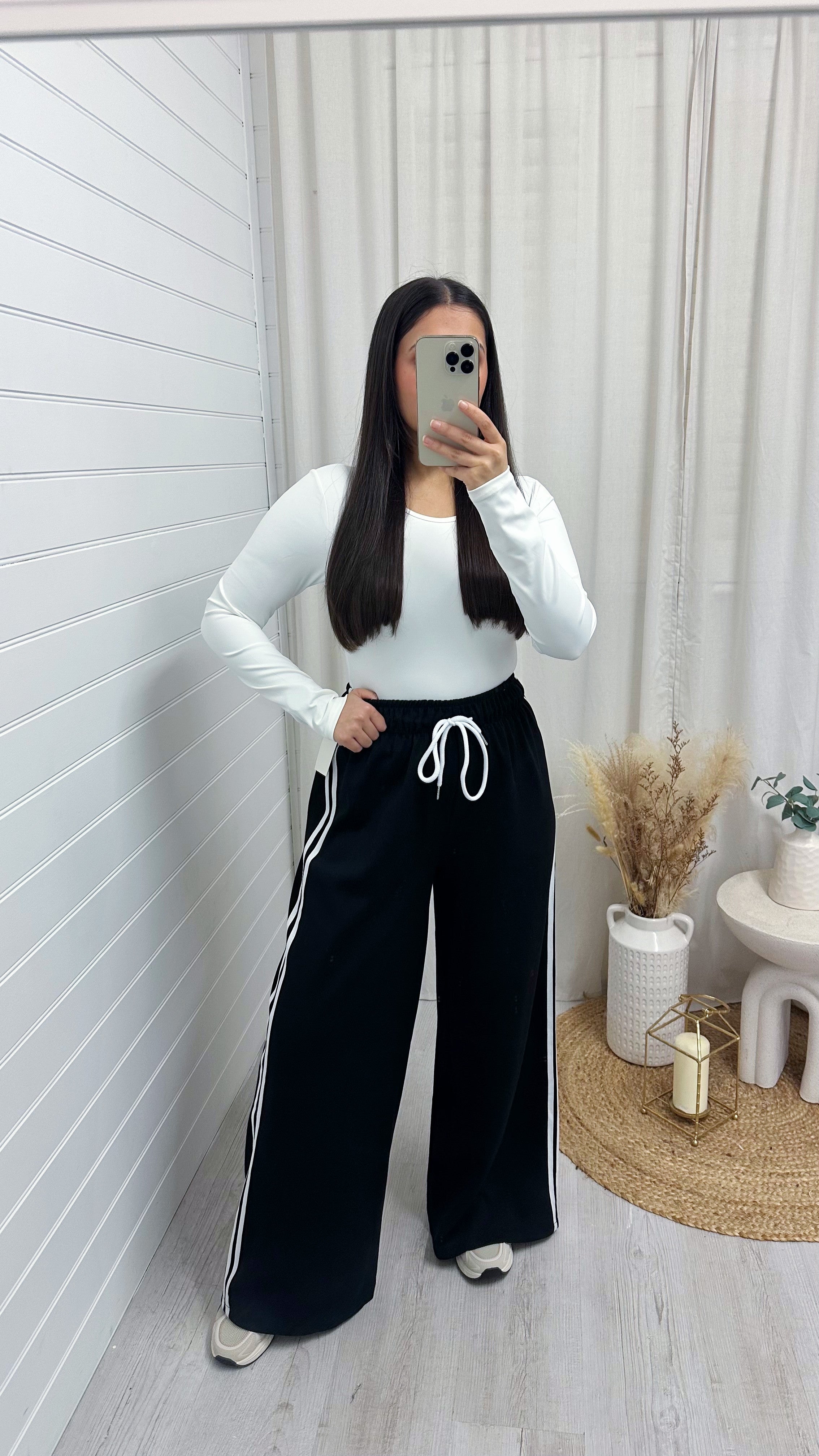 Wide Leg Retro Stripe Joggers - BLACK