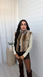 Cropped Faux Fur Deer Print Gilet - LIGHT BEIGE