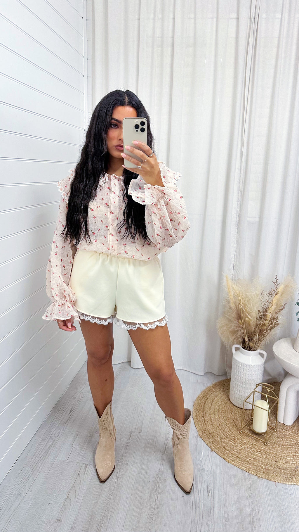 Daisy Collar Floral Sheer Blouse - PEACH